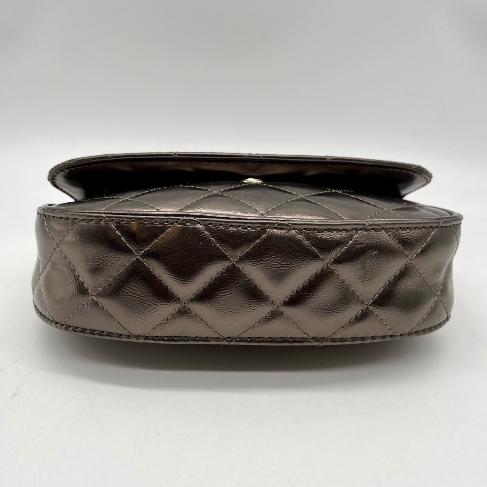 Guess Metallic Tinsley Quilted Flap Clutch