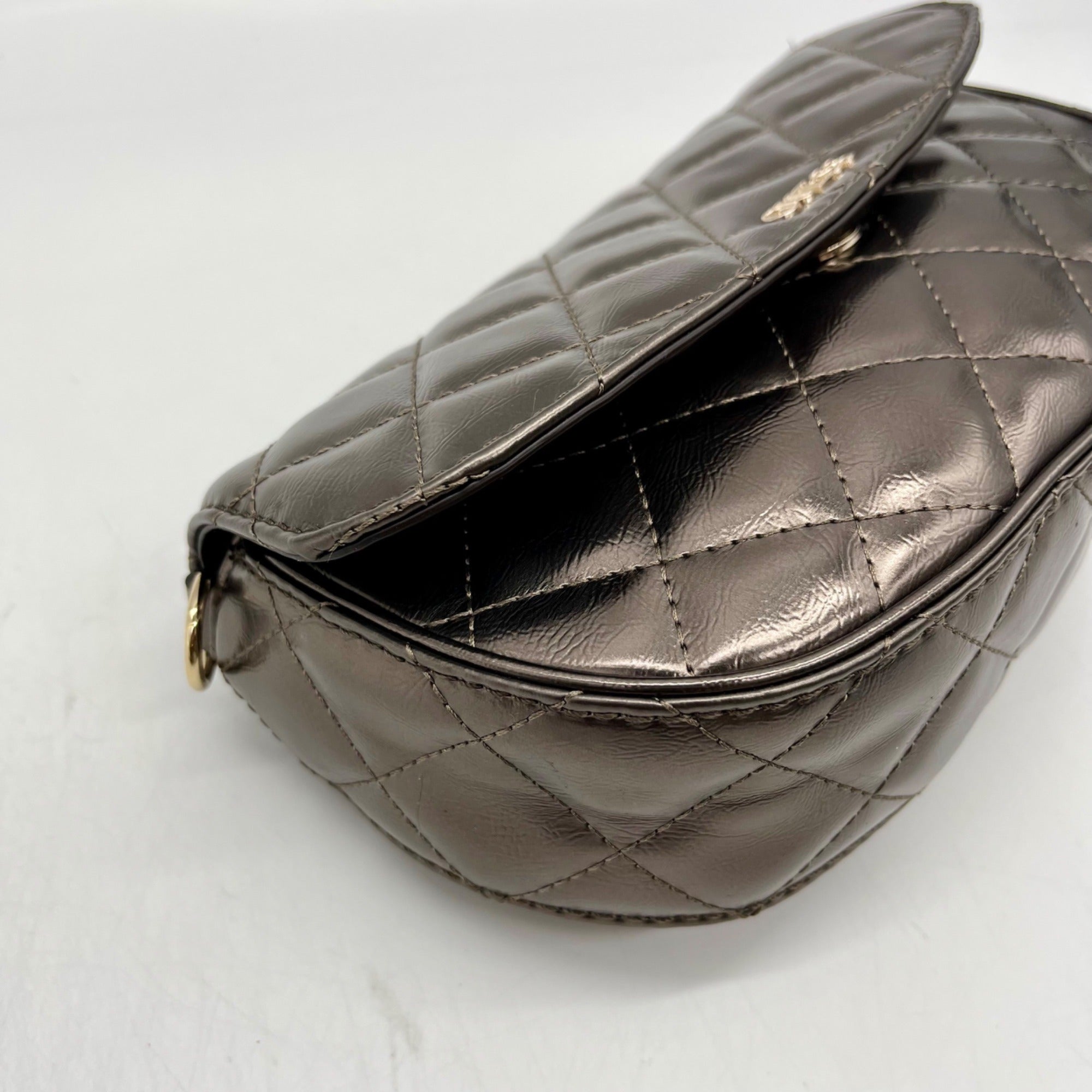 Guess Metallic Tinsley Quilted Flap Clutch