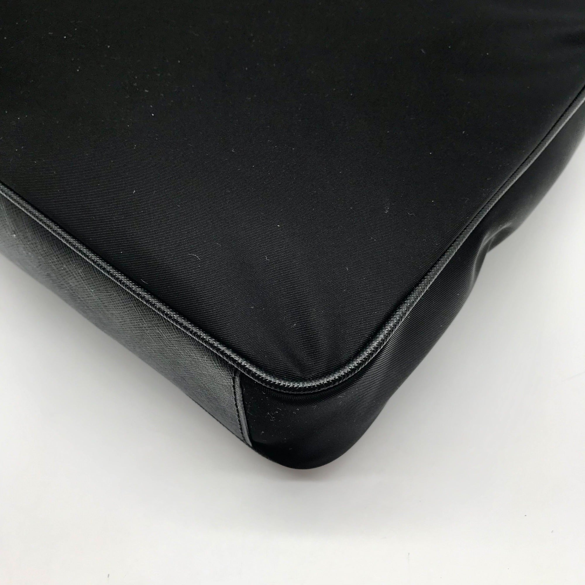 Michael Kors Black Nylon Jet Set Large Gabardine Messenger Bag