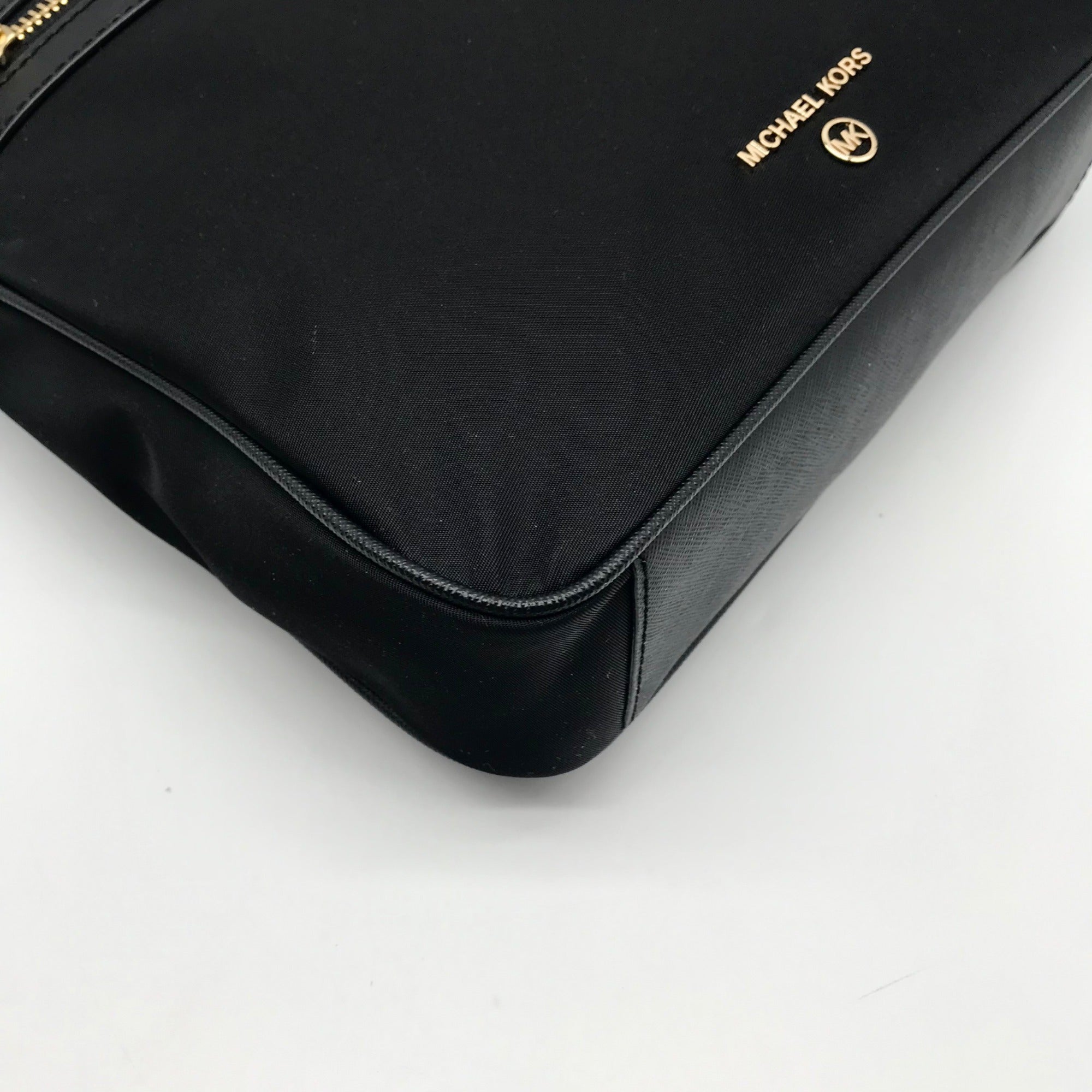 Michael Kors Black Nylon Jet Set Large Gabardine Messenger Bag