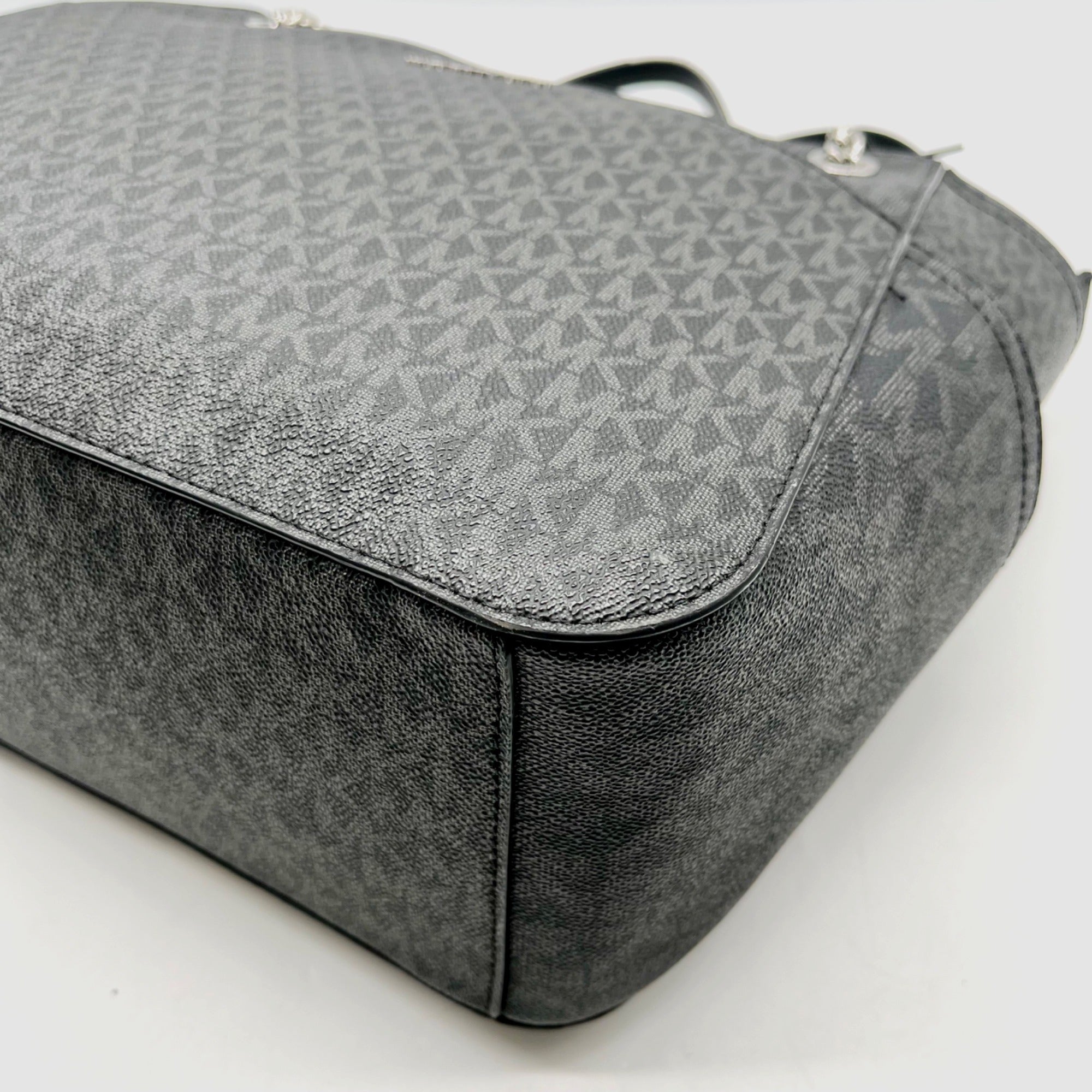 Michael Kors Black Monogram Canvas Jet Set Logo Chain Shoulder Bag