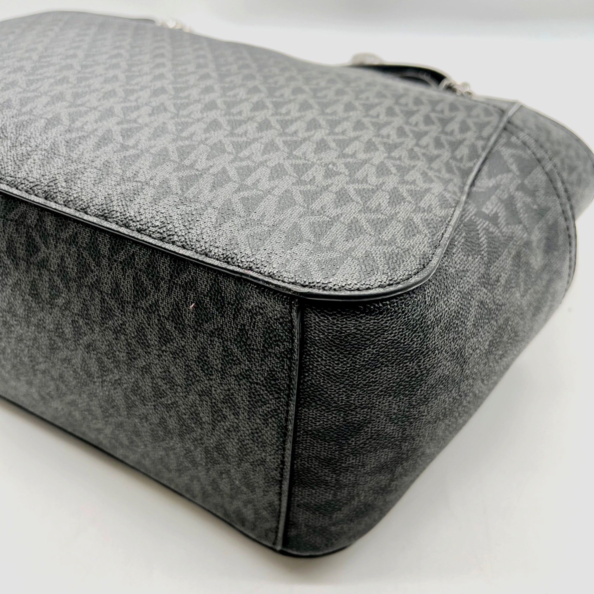 Michael Kors Black Monogram Canvas Jet Set Logo Chain Shoulder Bag
