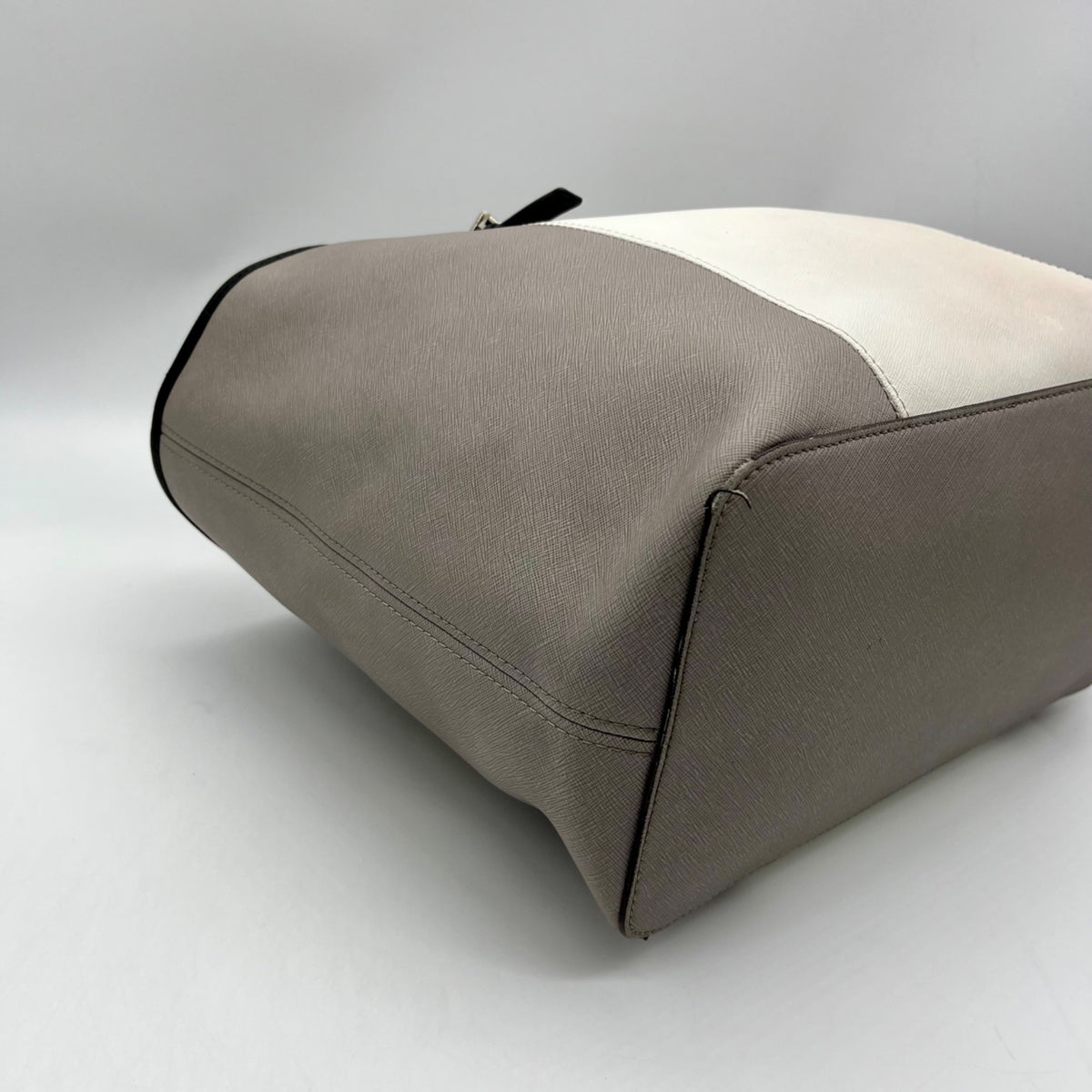 Michael Kors Gray And White Leather Colorblock Tote Bag