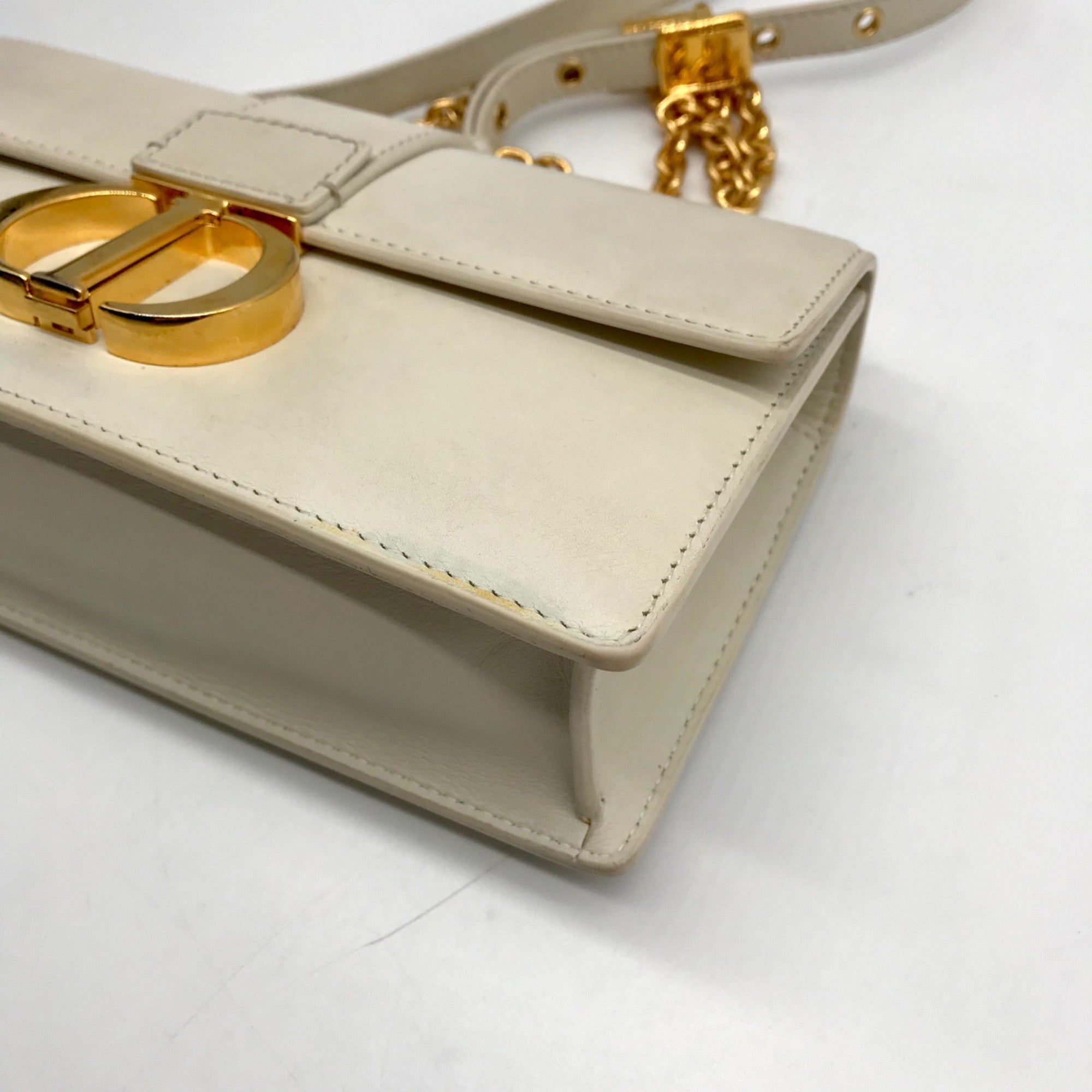 Christian Dior Chalk Leather 30 Montaigne East West Shoulder Bag