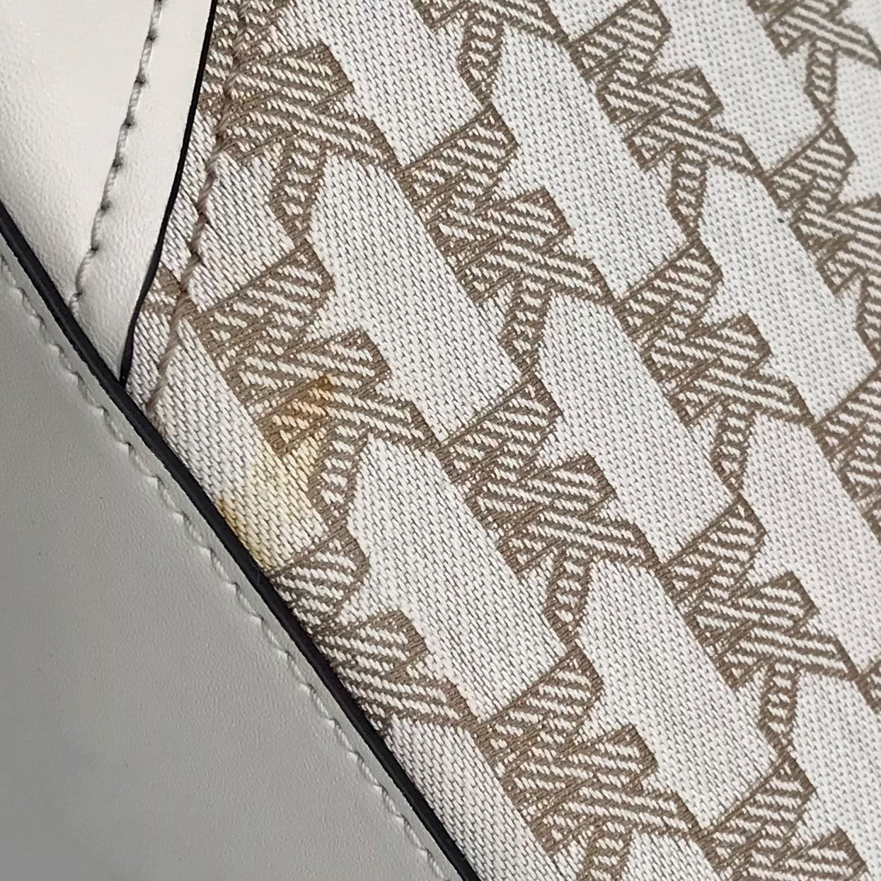 Michael Kors Signature Canvas Natural Beige Aria Tote