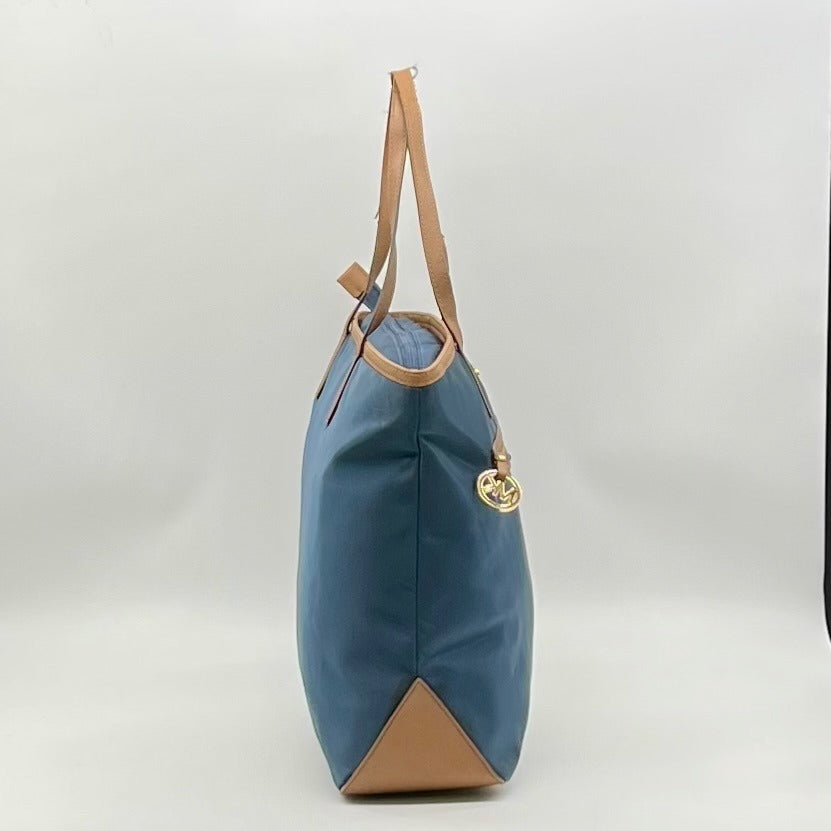 Michael Kors Kempton Large EW Navy Blue Nylon Shoulder Bag