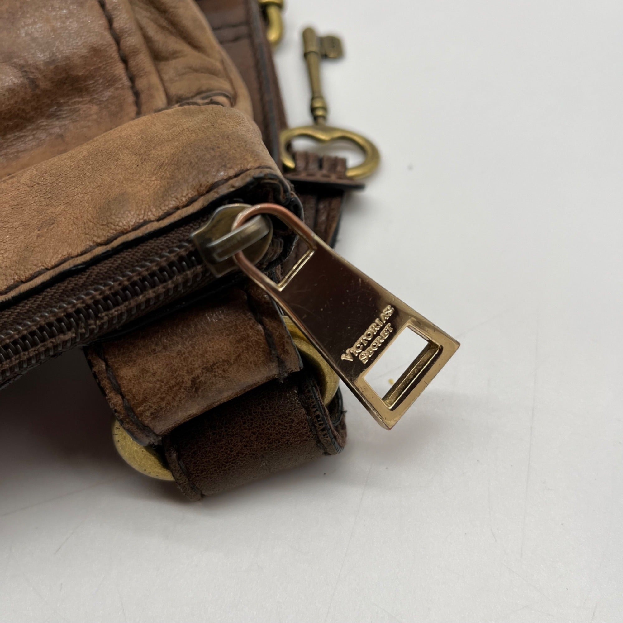 Fossil Brown Leather Vintage Turn Lock Crossbody Bag