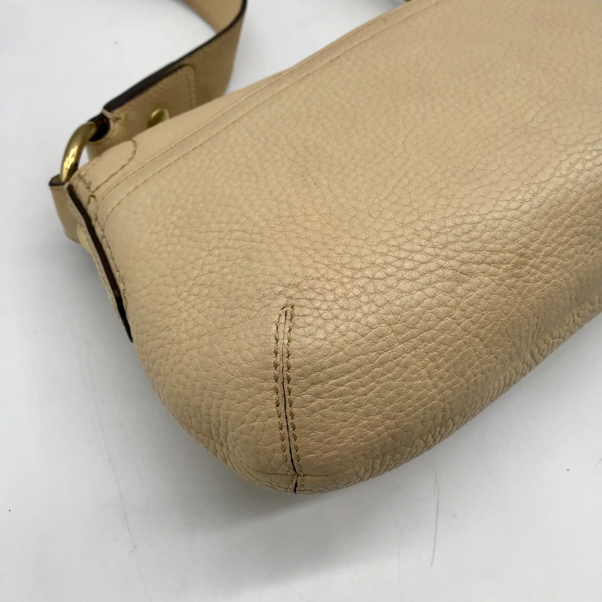 Vintage Coach Beige Pebbled Leather Soho Shoulder Bag 11840