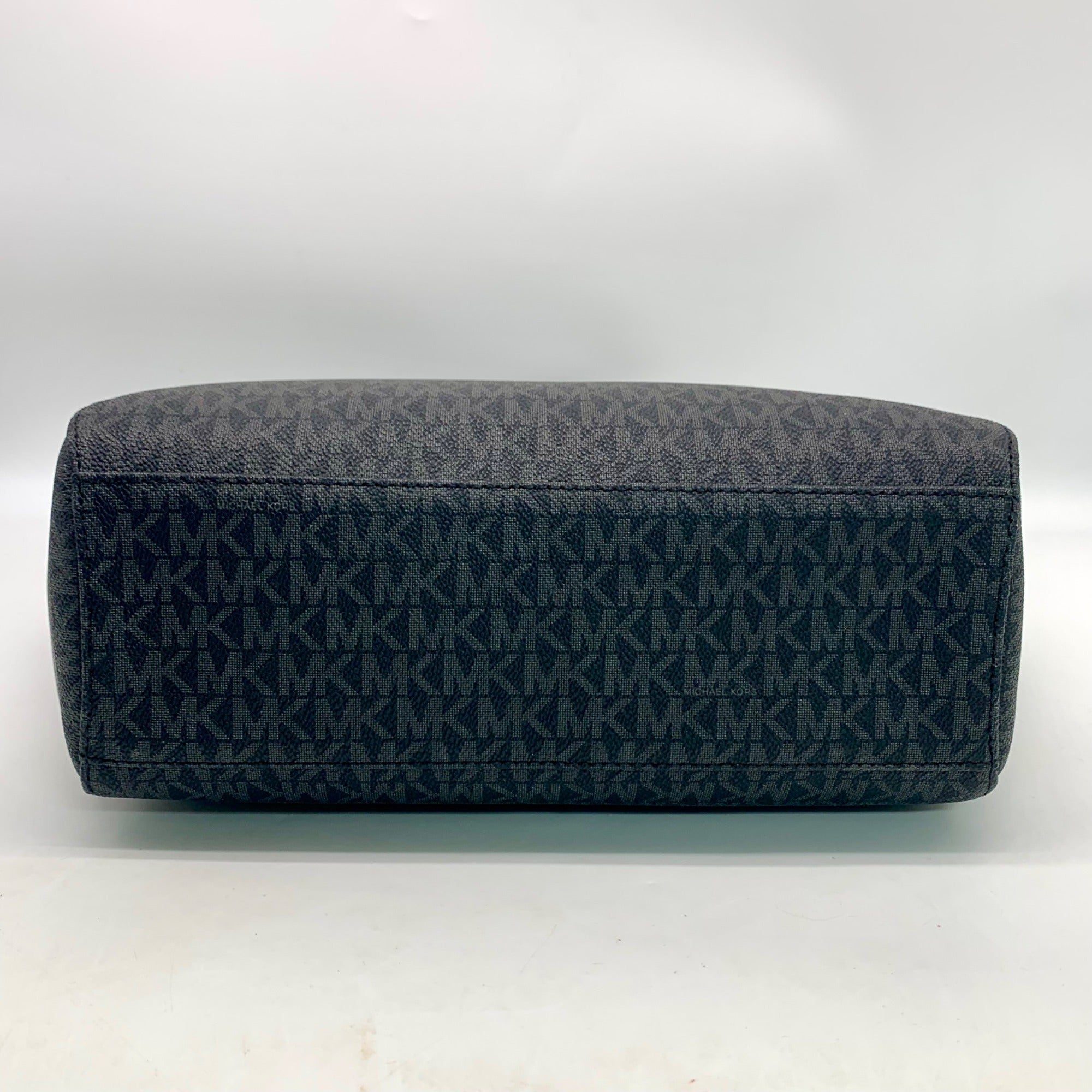 Michael Kors Jet Set Black Signature Coated Canvas Shoulder Bag