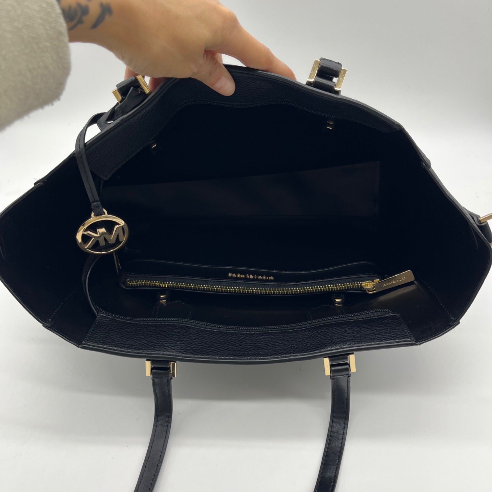 Michael Kors Black Pebbled Leather Kimberly Large Tote Bag