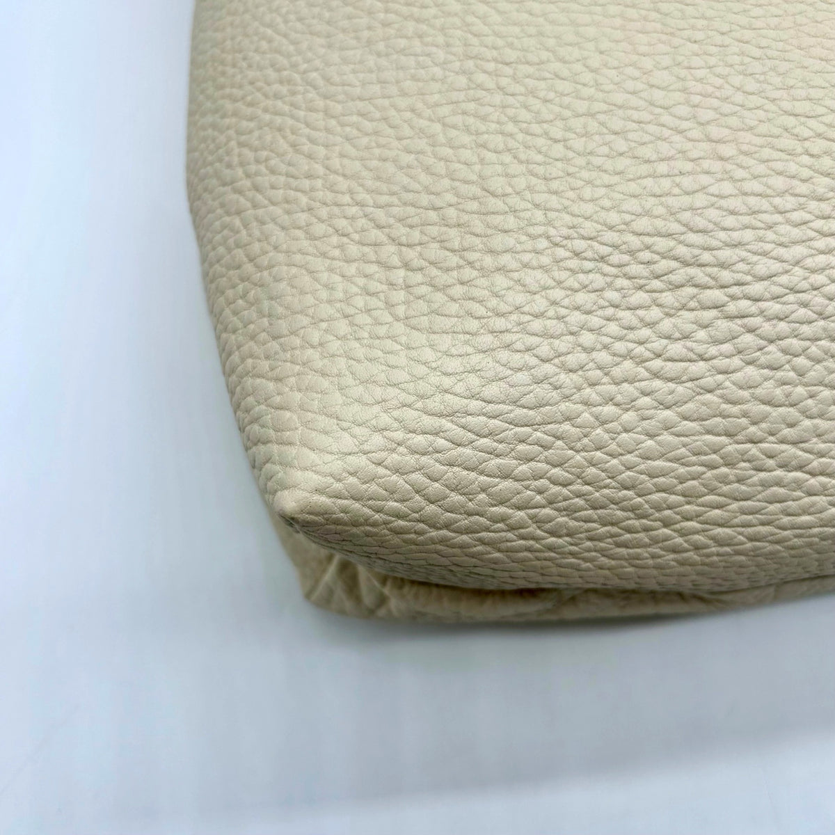 Dooney &amp; Bourke Beige Pebbled Leather Hobo Bag