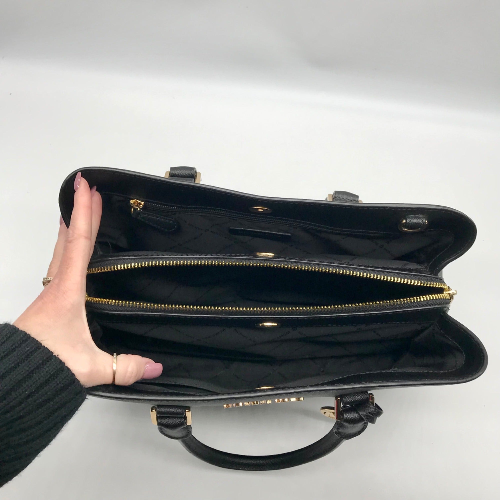 Michael Kors Black Saffiano Leather Middle Zip Savannah Convertible Tote