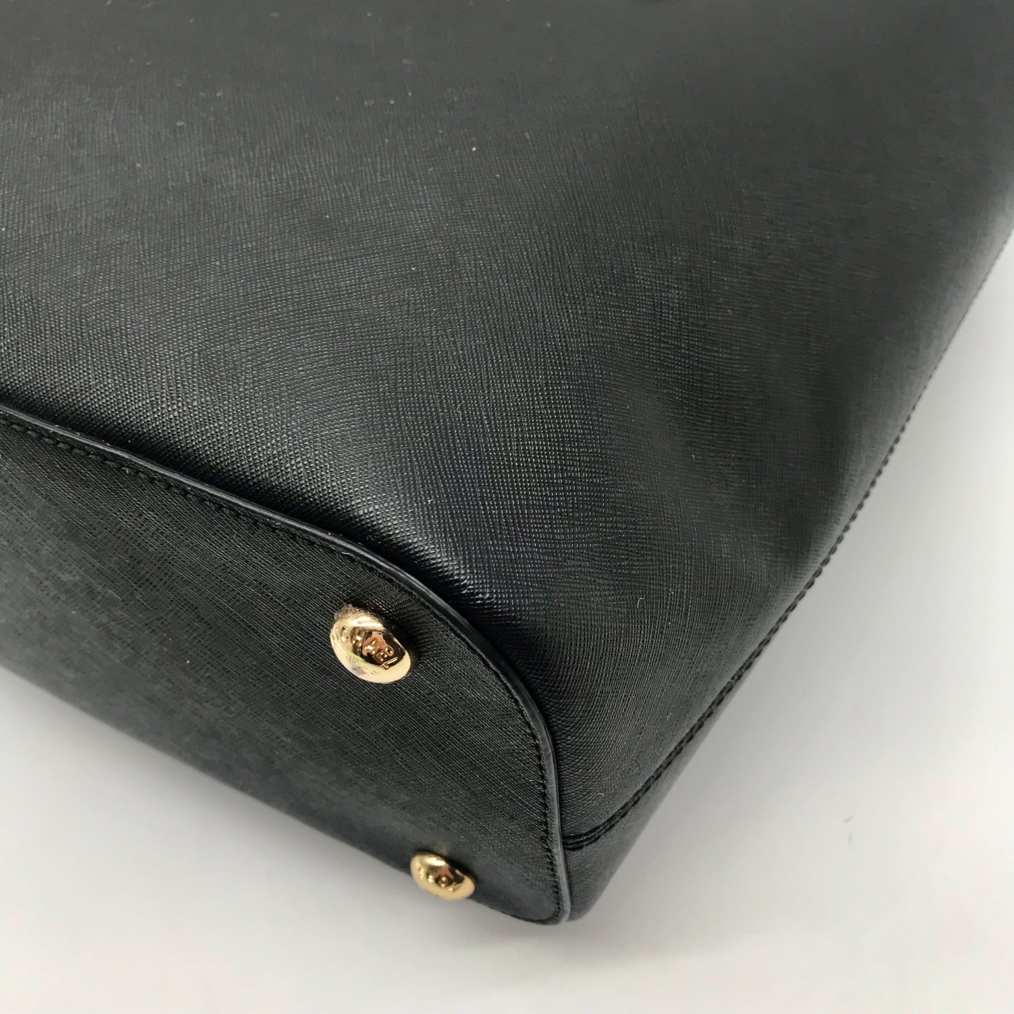Michael Kors Black Saffiano Leather Large Jet Set Snap Pocket Tote Bag