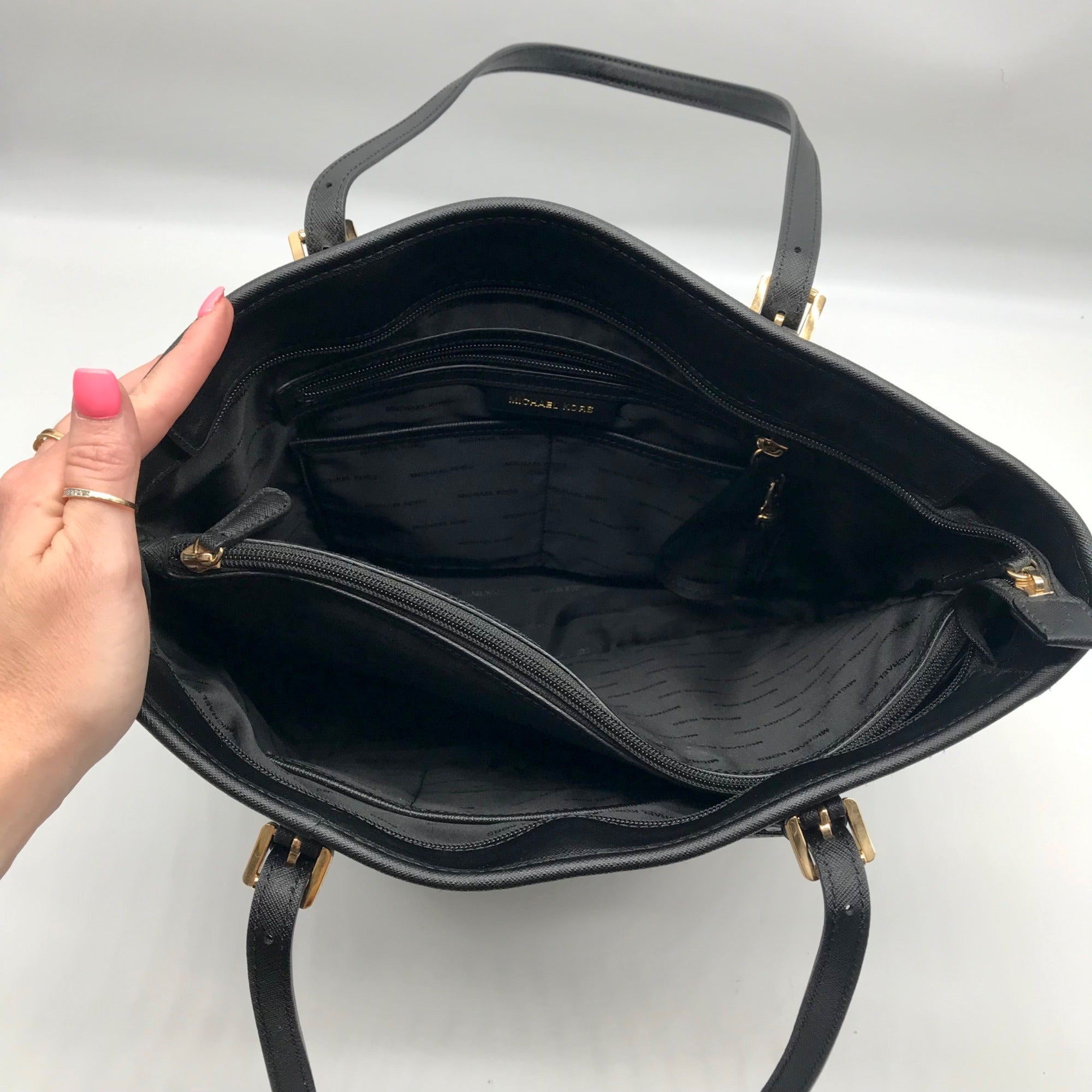 Michael Kors Black Saffiano Leather Large Jet Set Snap Pocket Tote Bag