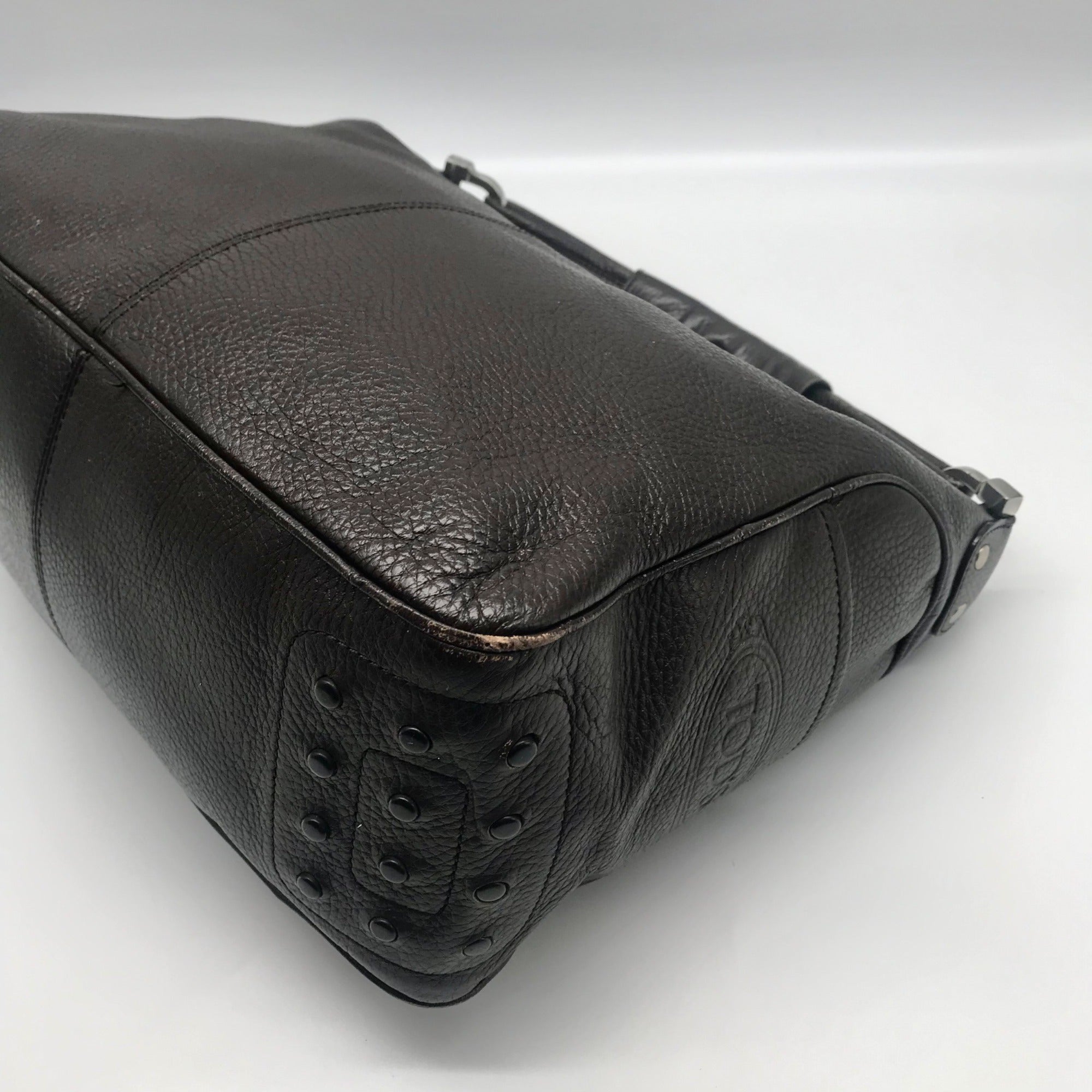 Tod's Brown Pebbled Leather Shoulder Bag