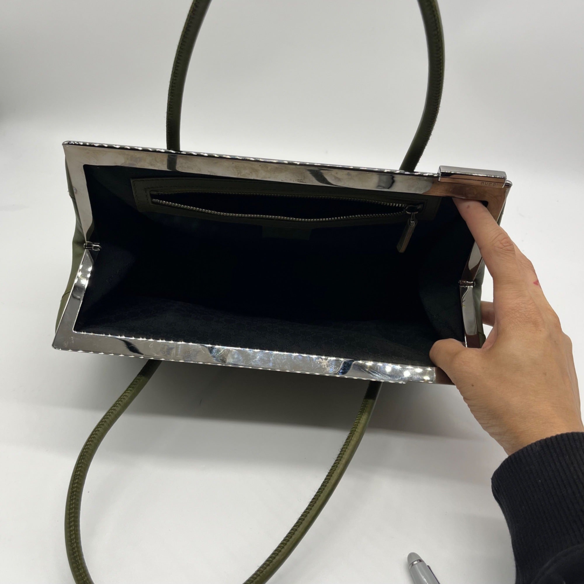 Gucci Olive Green Leather Shoulder Bag