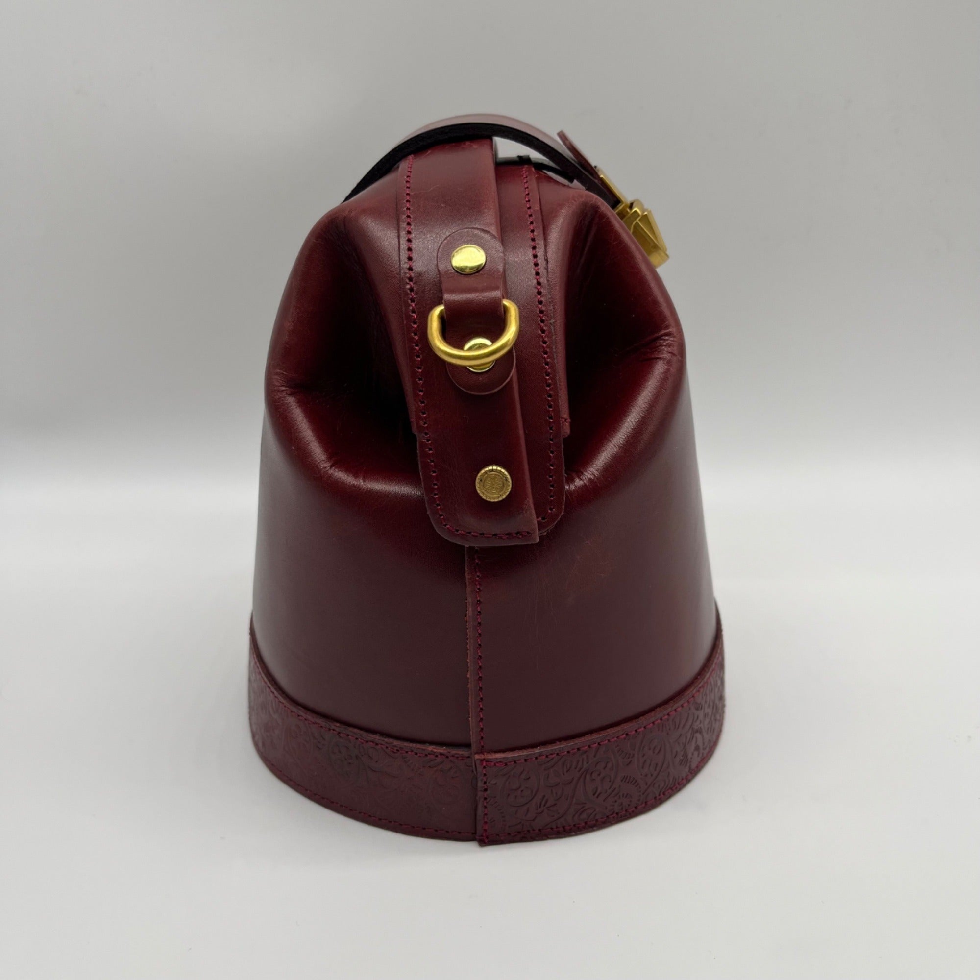 Old Trend Red Leather Doctor Bucket Crossbody Bag