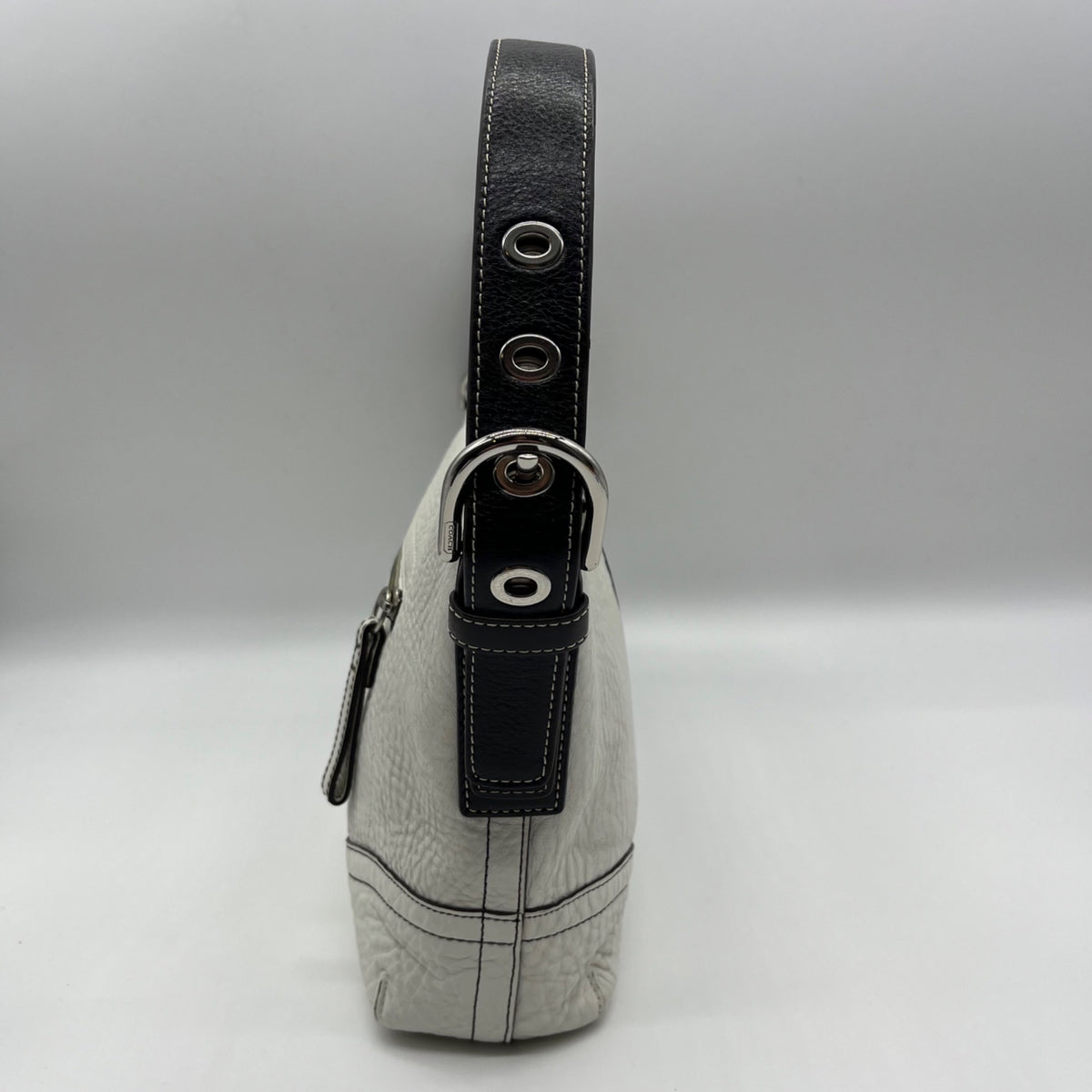 Coach White Vintage Leather Soho Pebbled Hobo Shoulder Bag