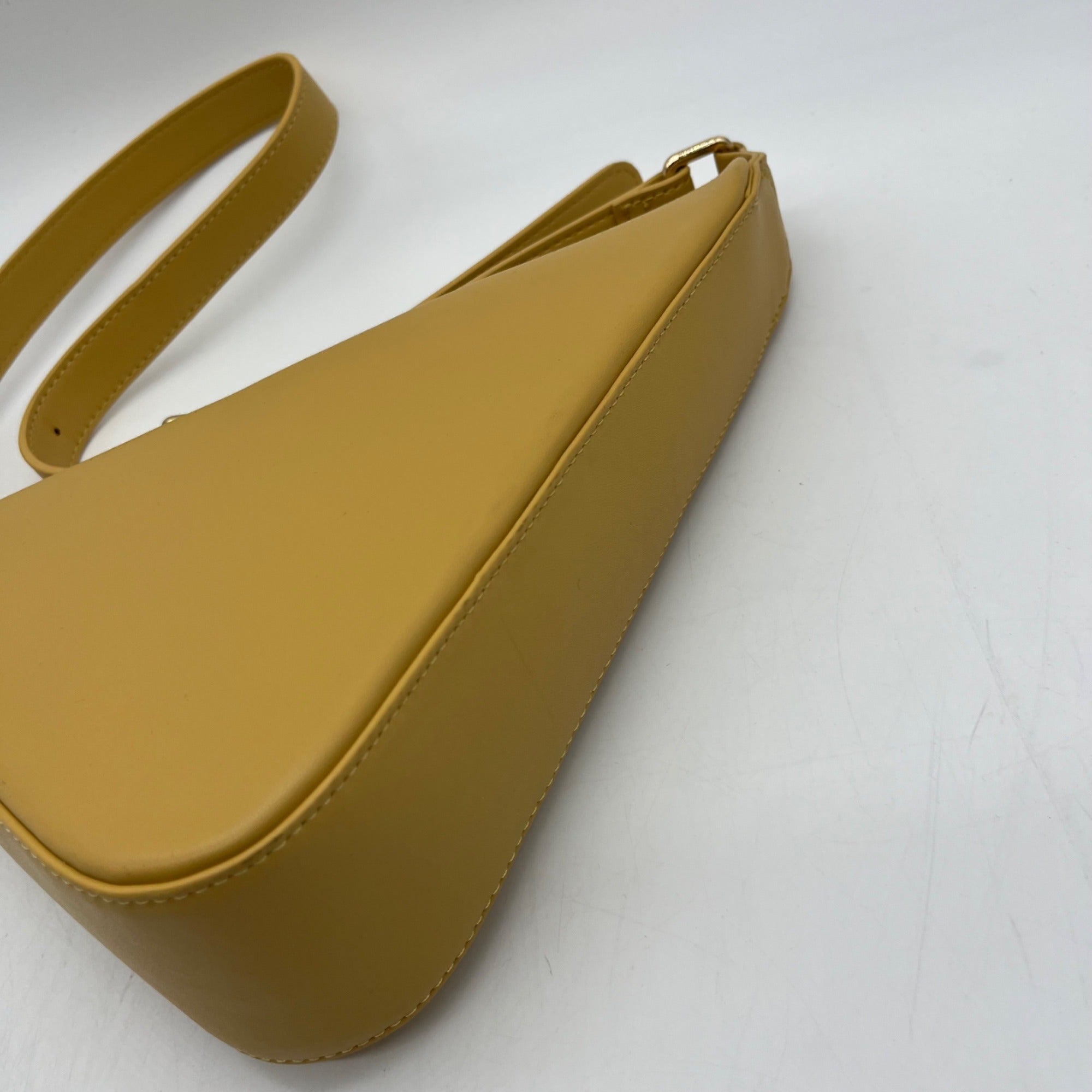 MMS Brown Leather Shoulder Bag