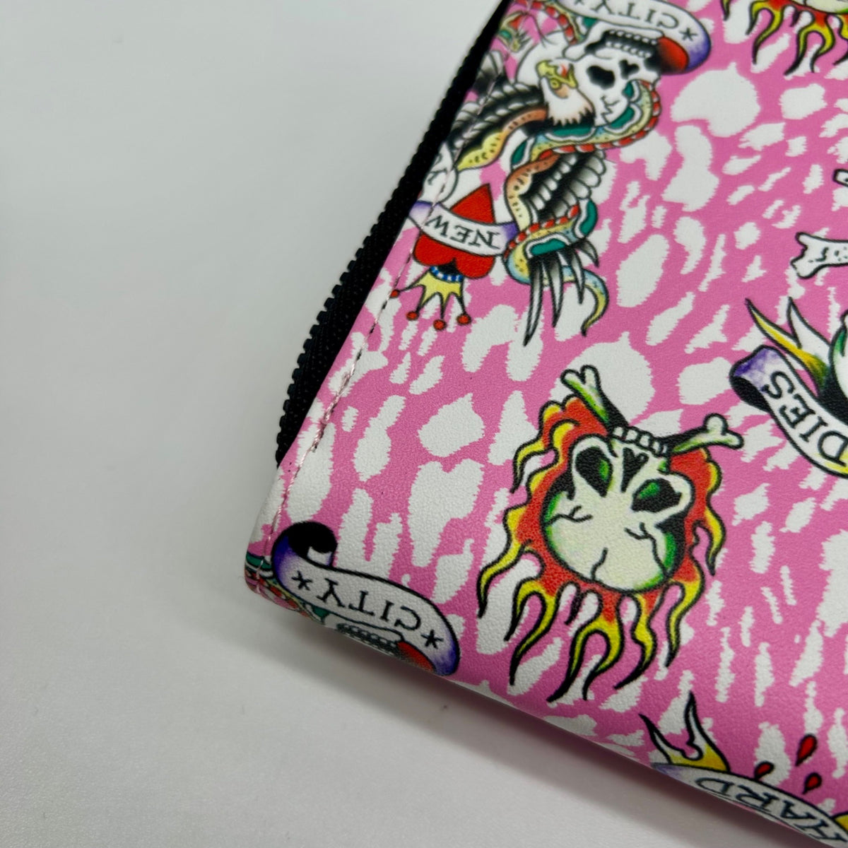 Ed Hardy Pink Faux Leather Skull Convertible Wallet