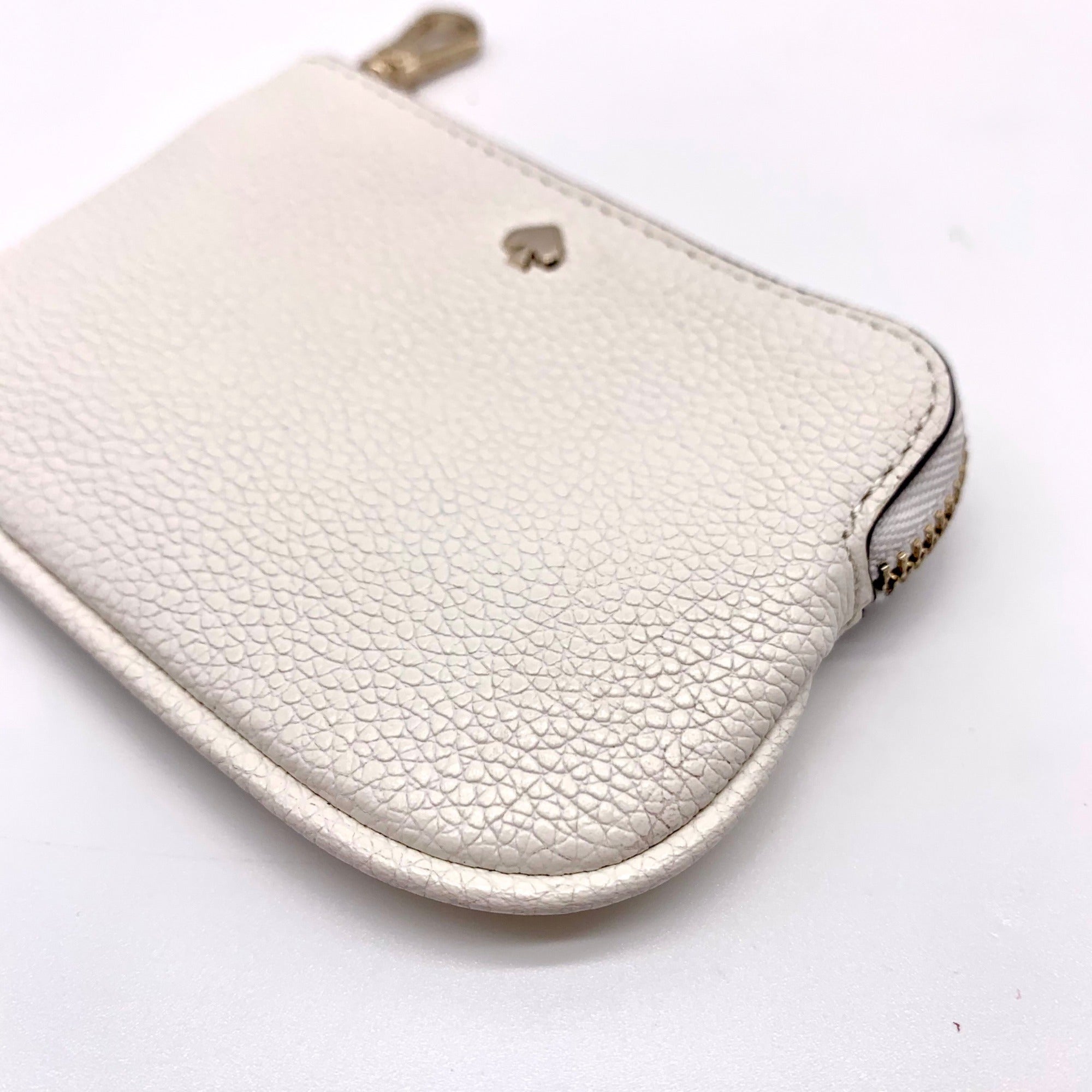 Kate Spade White Pebbled Leather Zip-Up Coin Purse