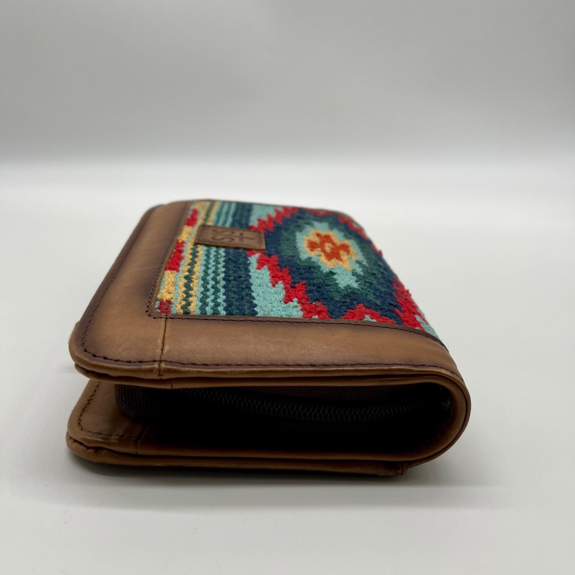 STS Ranchwear Chaynee Multi colored  Valley Serape Evie Organizer