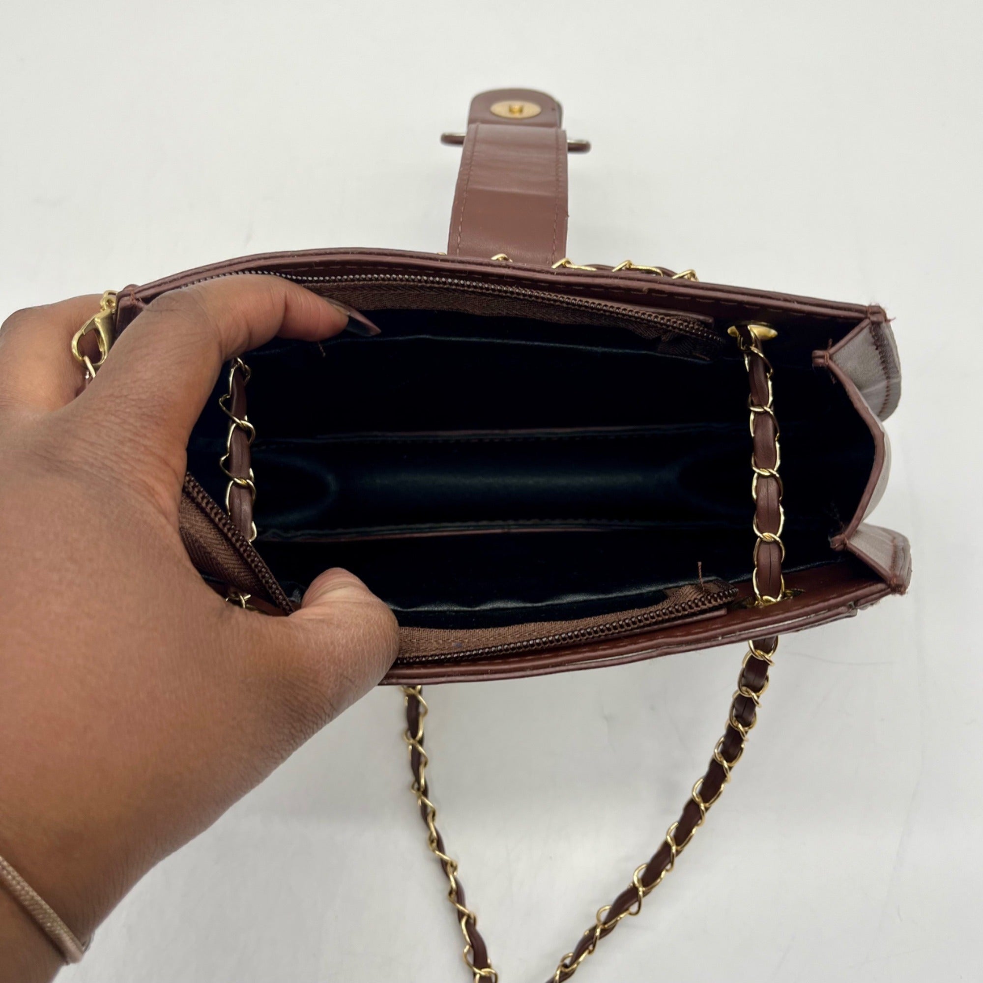 MMS Brand  White/Brown Faux Leather Quilted Chain Shoulder Bag