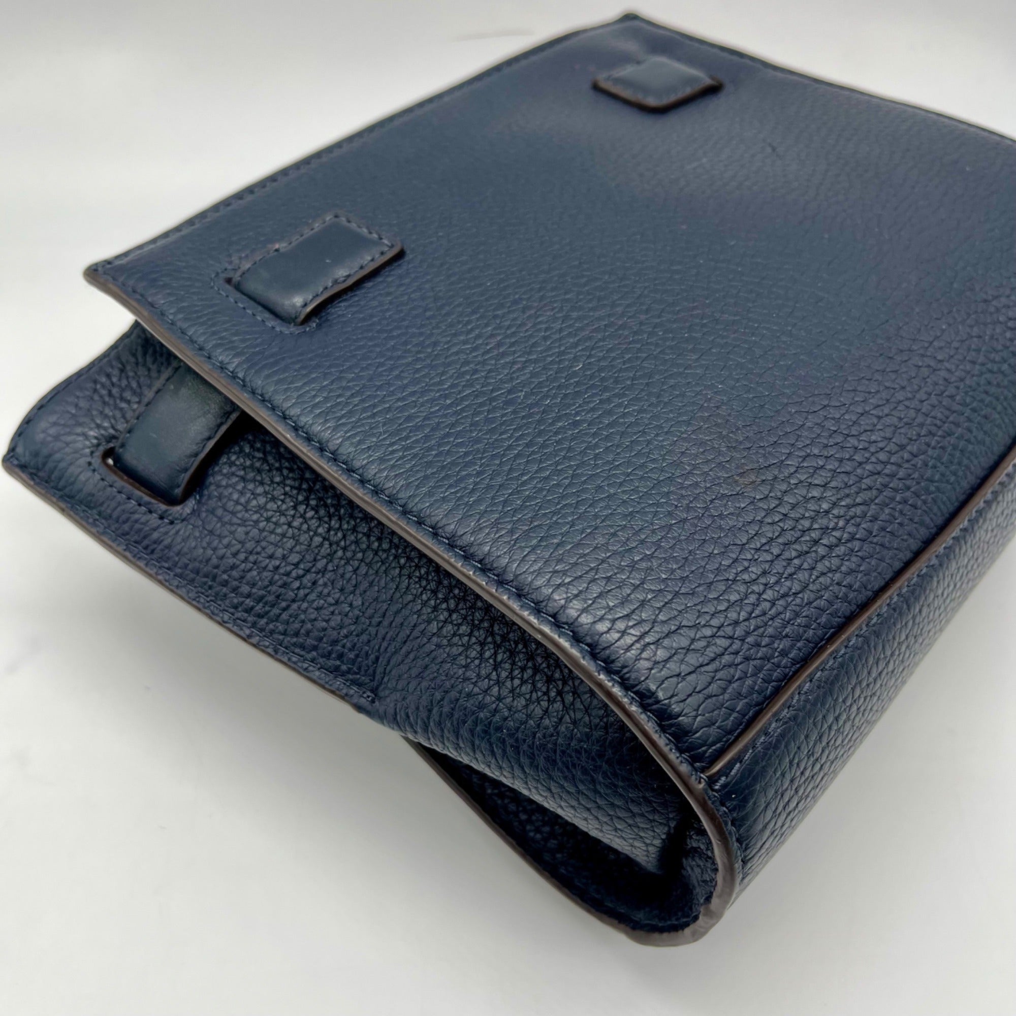 Michael Kors Blue Leather Hamilton Traveler Crossbody Bag