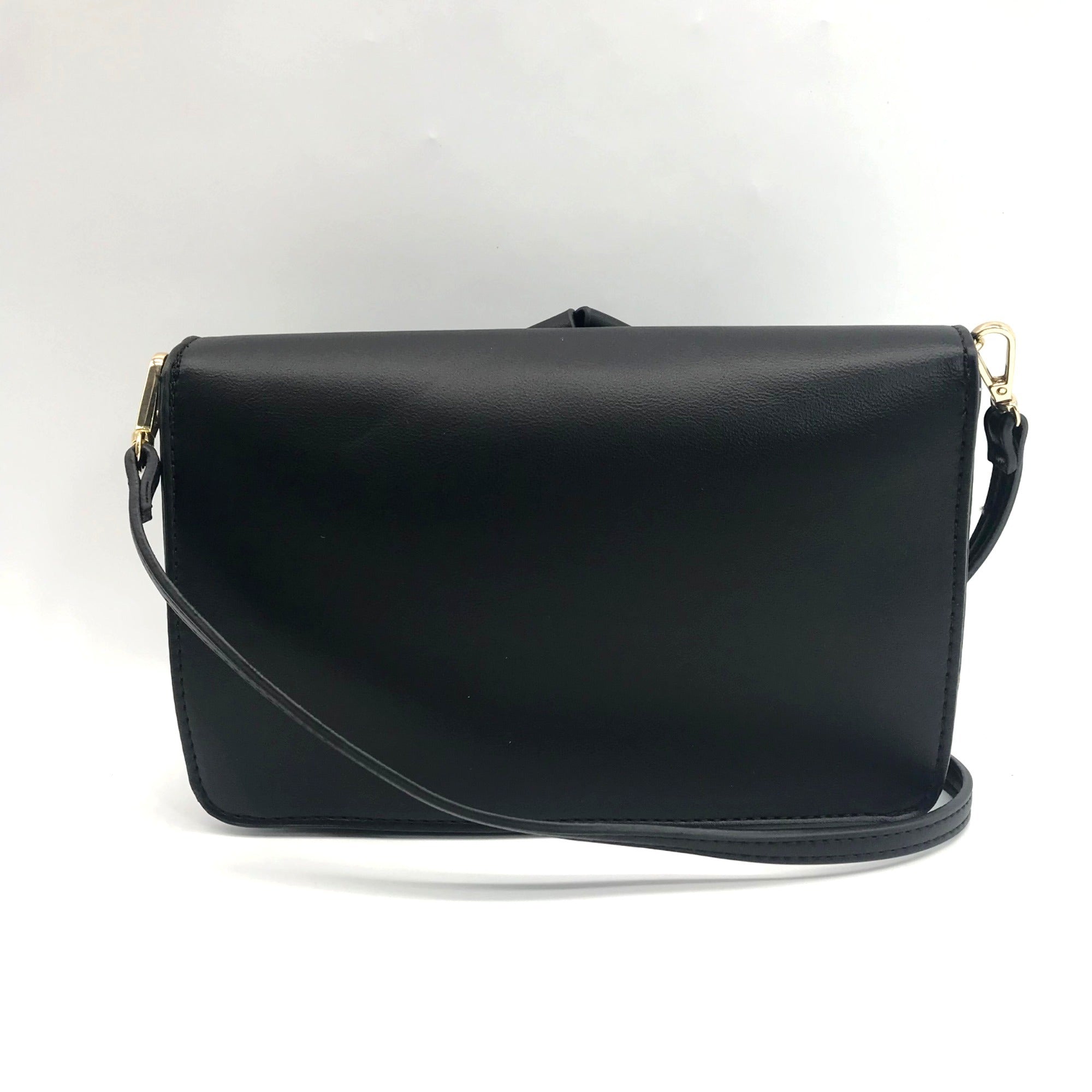 On 34th Black Rosemari Clutch