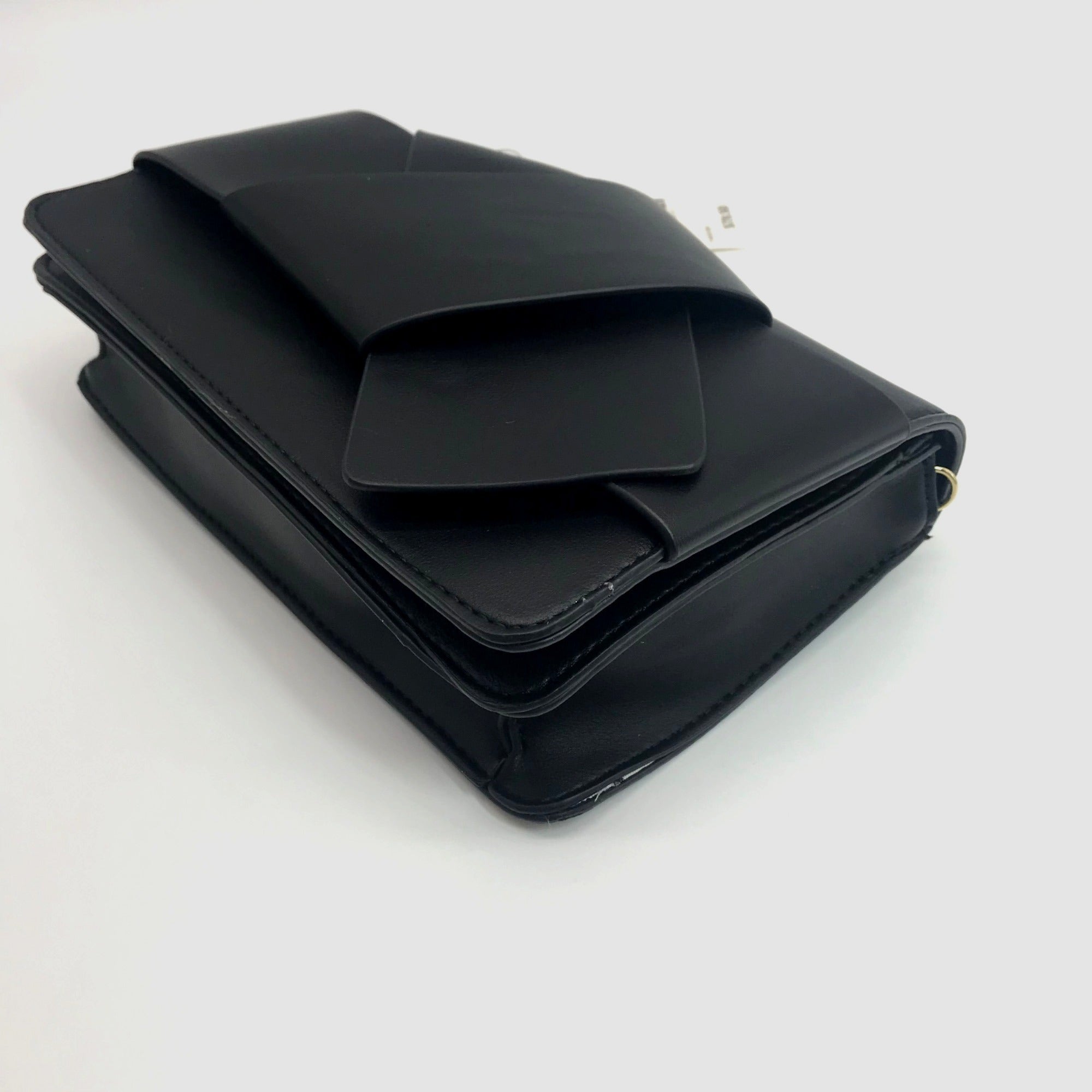 On 34th Black Rosemari Clutch