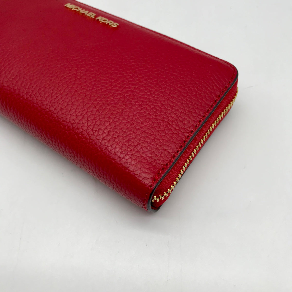 Michael Kors Red Pebbled Leather Jet Set Continental Wristlet