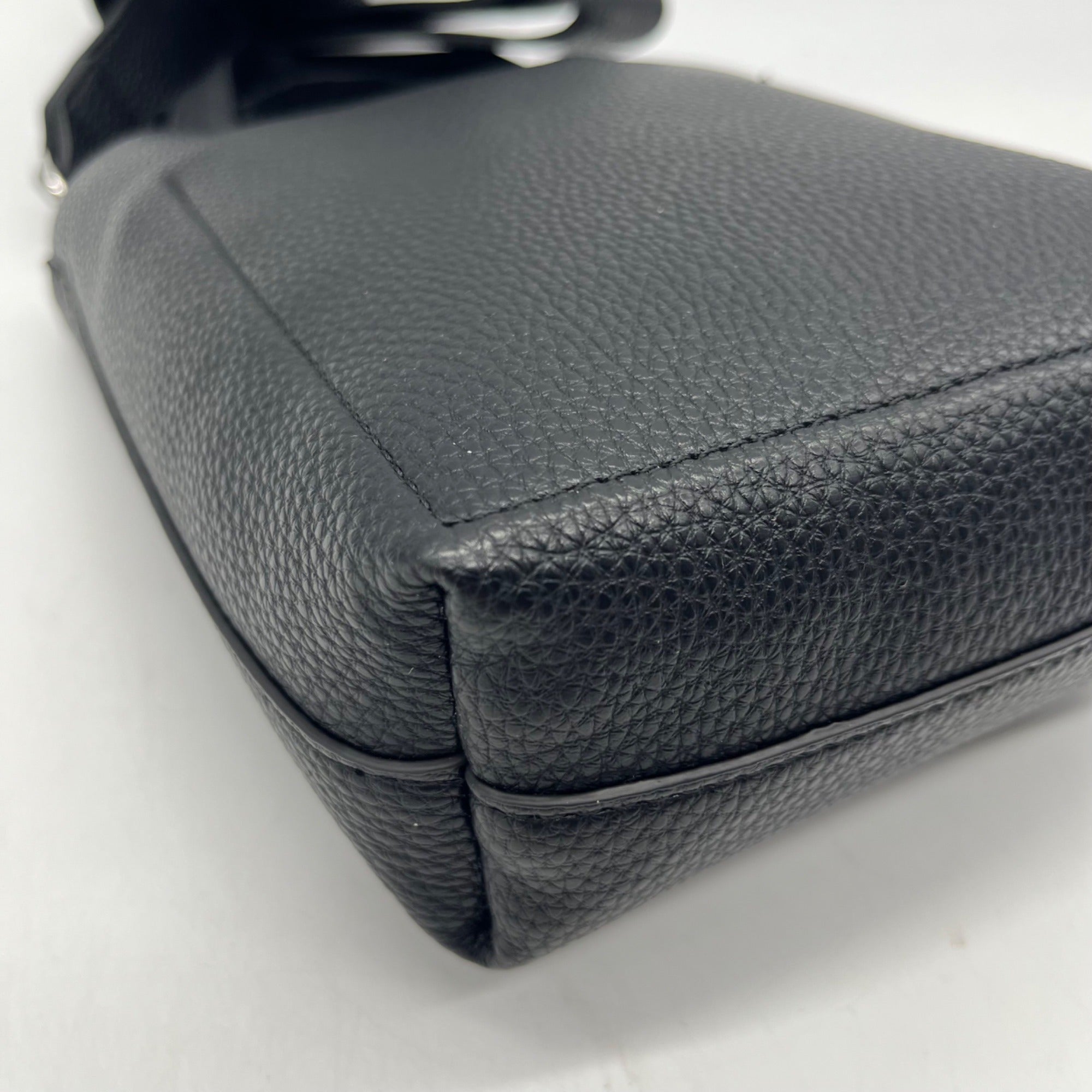 Lands End Black Pebbled Leather Tote Bag