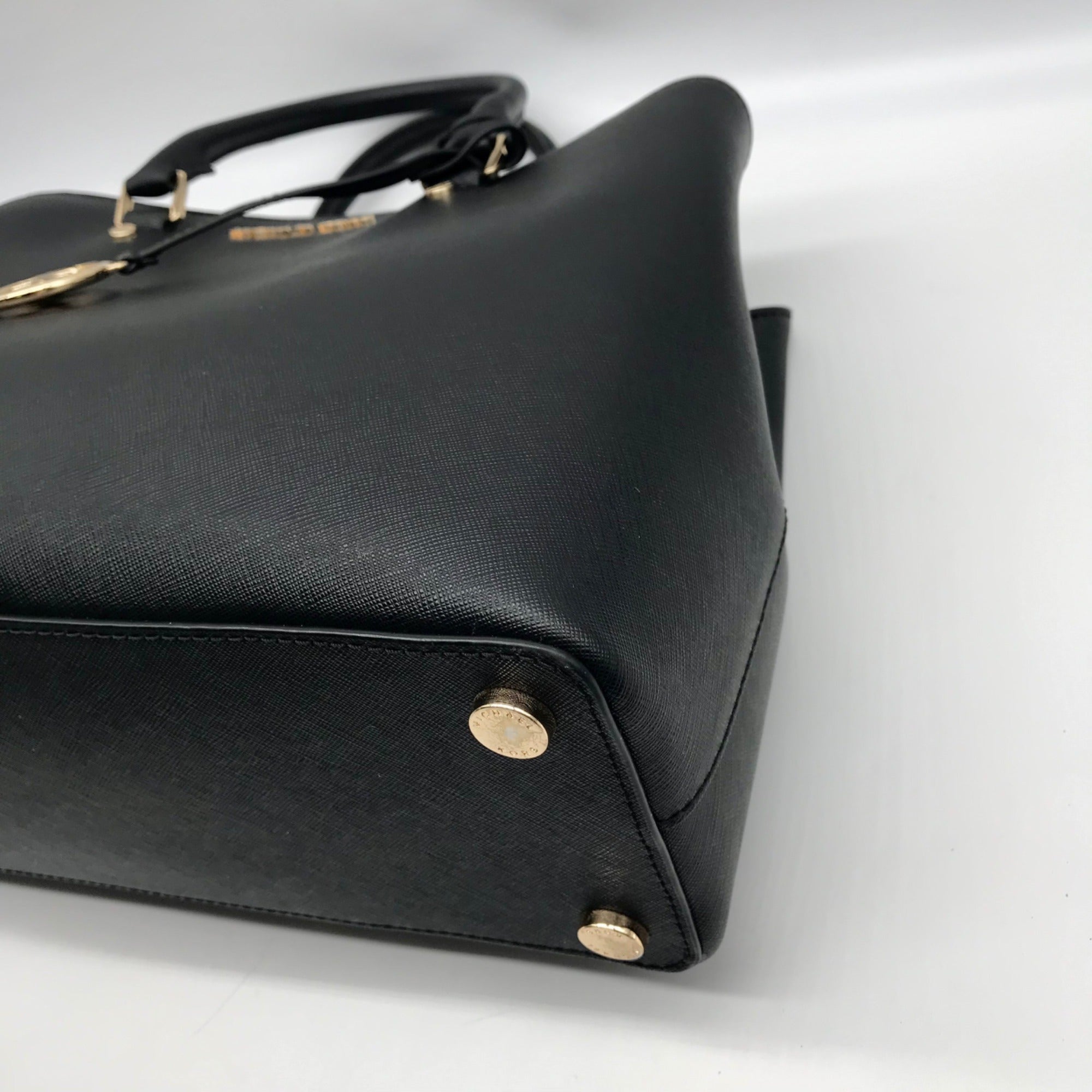 Michael Kors Black Saffiano Leather Middle Zip Savannah Convertible Tote
