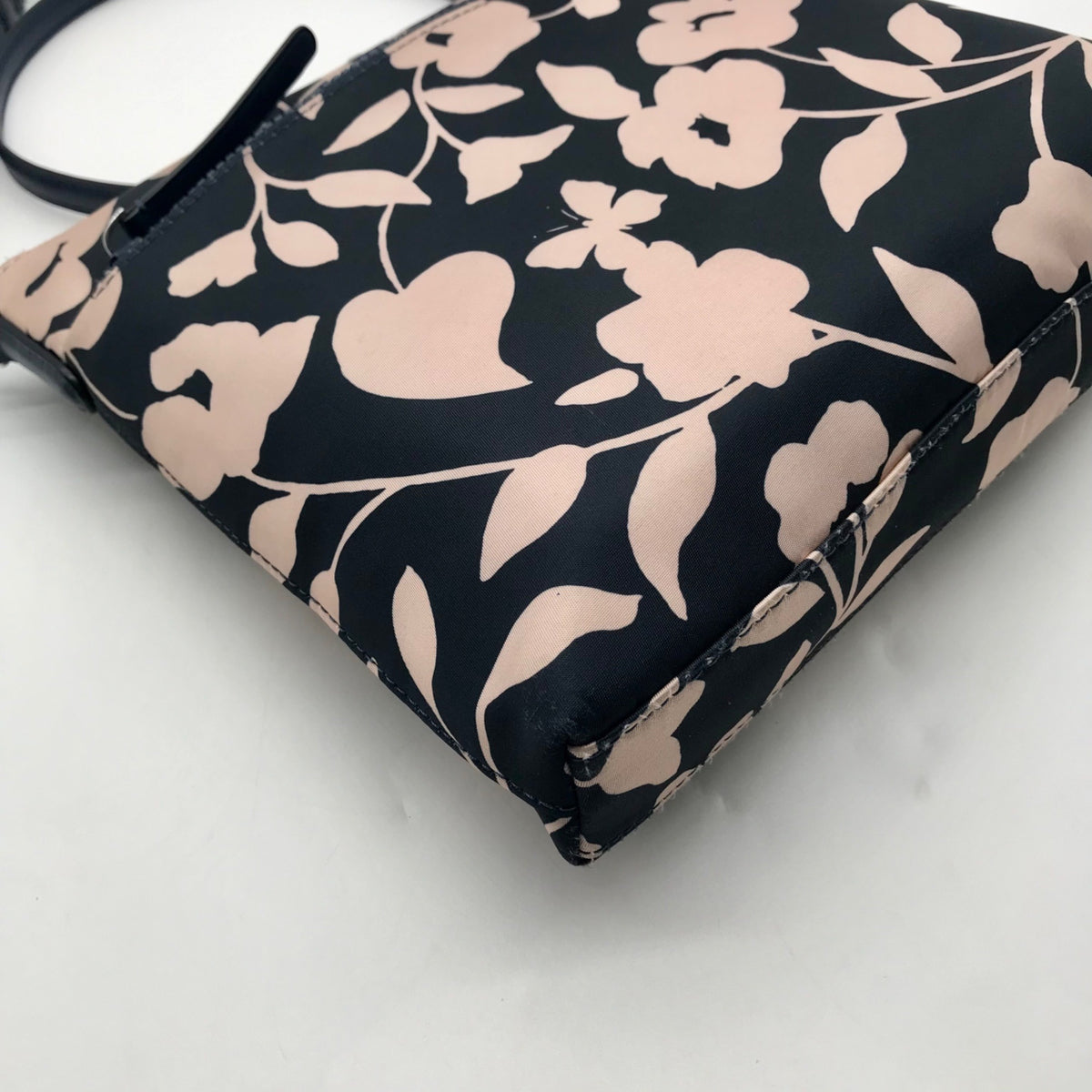 Kate Spade Blue Jae Garden Vine Flat Crossbody Bag