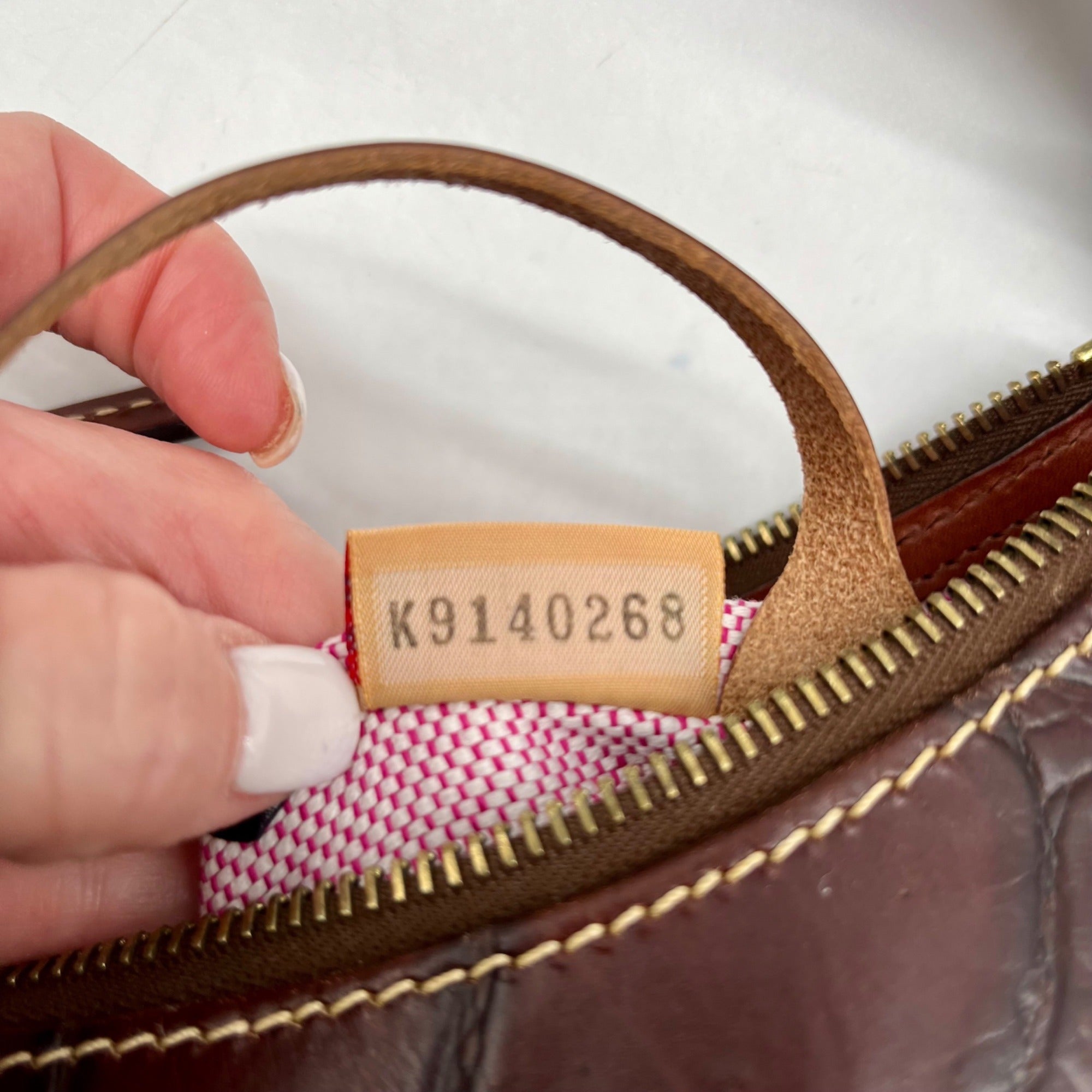 Dooney &amp; Bourke Brown Croc Embossed Baguette Shoulder Bag
