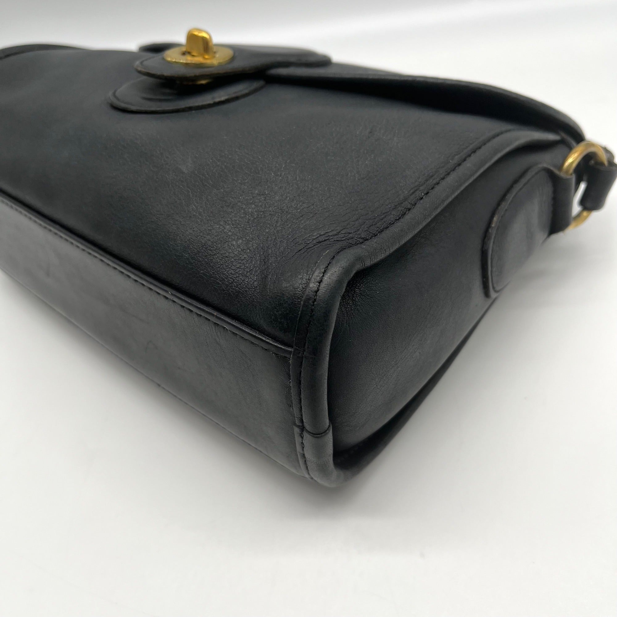 Coach Vintage Black Glovetanned Leather Devon Bag 326