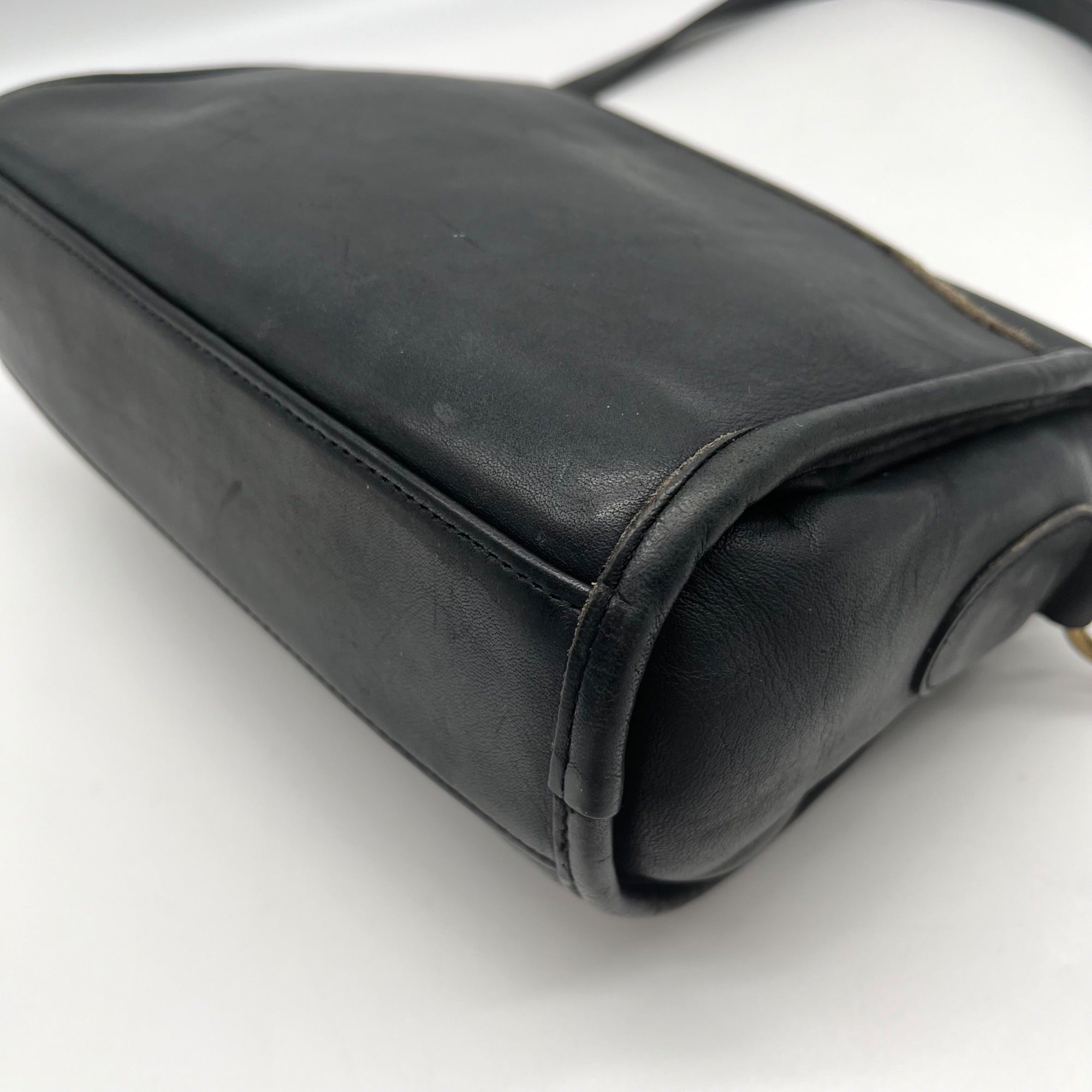 Coach Vintage Black Glovetanned Leather Devon Bag 326
