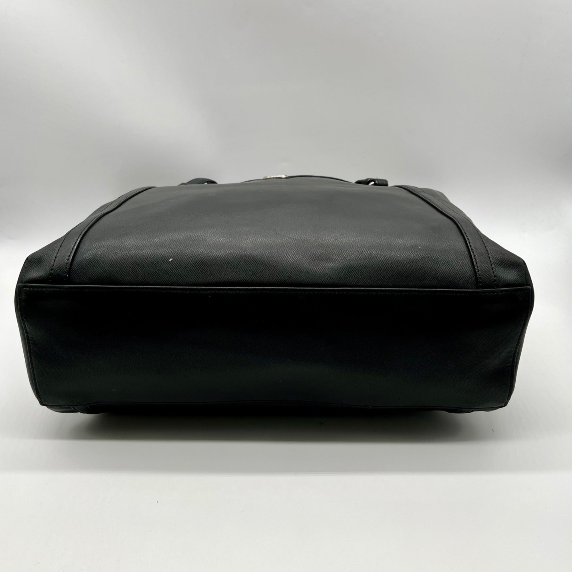 Coach Black Peyton Leather Shoulder Bag-F77606