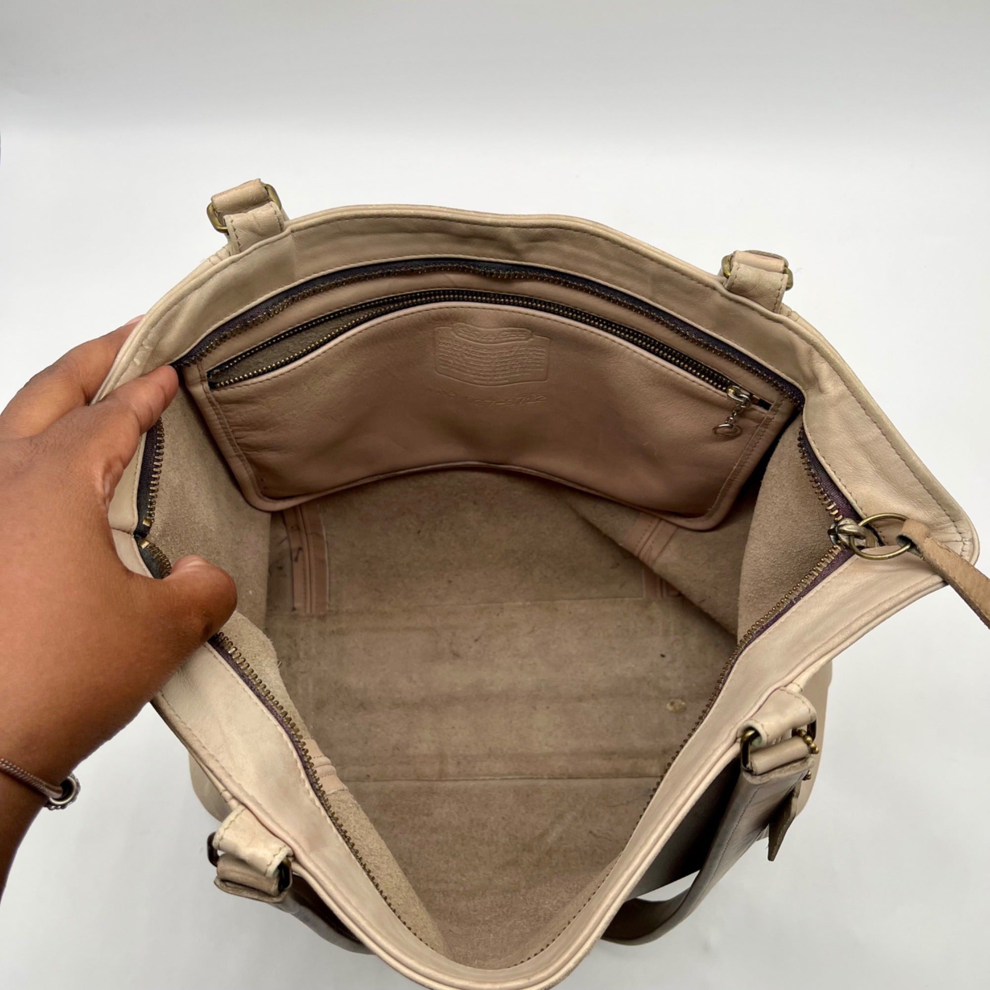 Coach Cream Slouchy Leather Shoulder Bag 9712