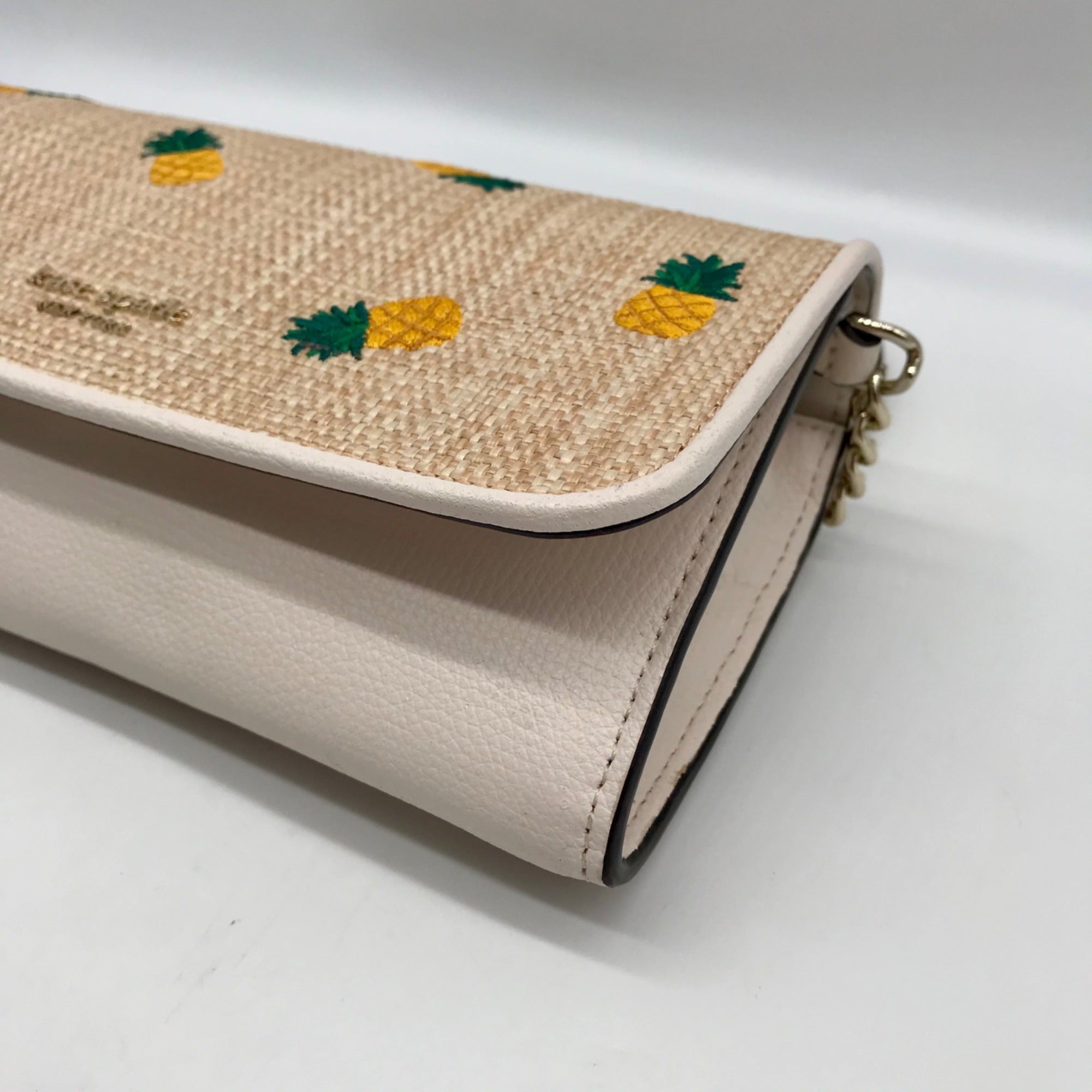 Kate Spade Beige Leather Darcy Pineapple Chain Wallet