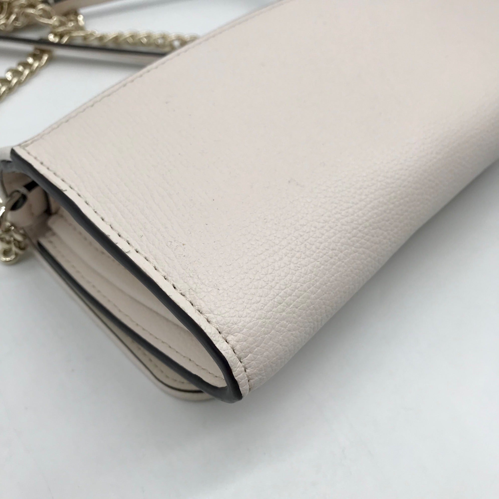 Kate Spade Beige Leather Darcy Pineapple Chain Wallet