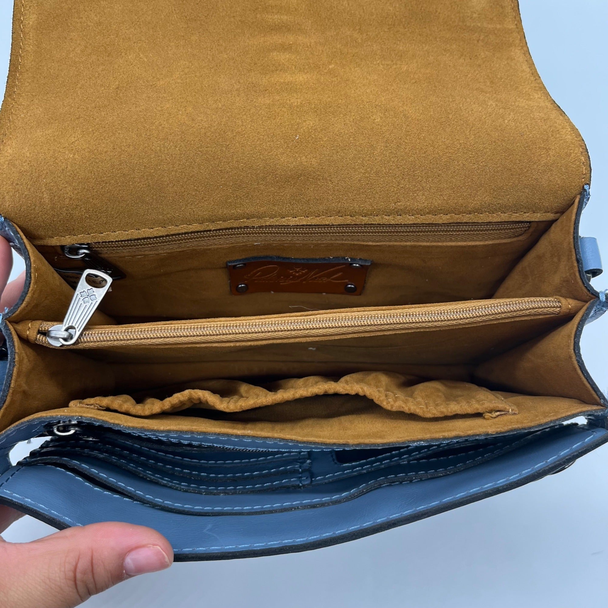 Patricia Nash Blue Fog Leather Bianco Crossbody