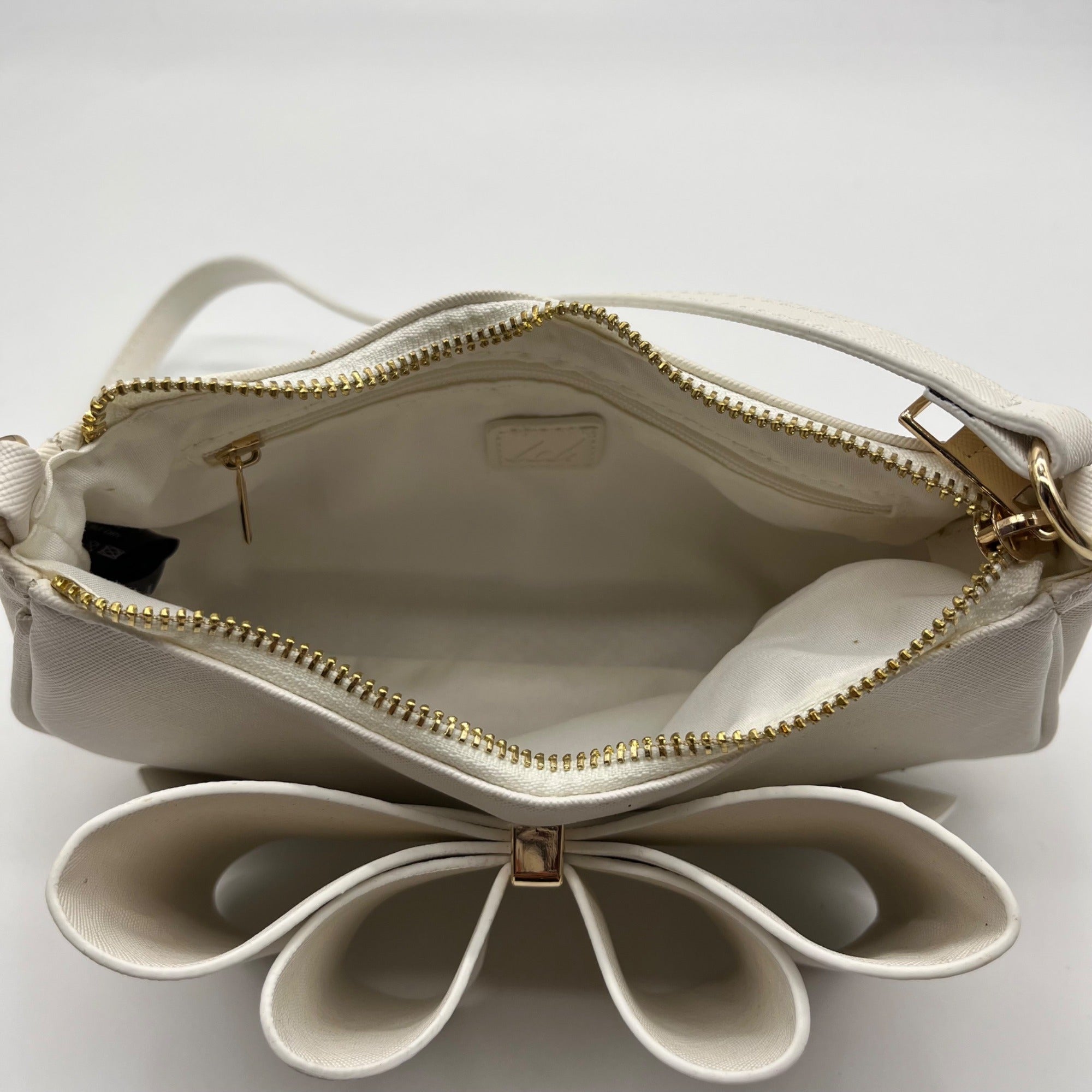 Like Dreams Off-White Bow Baguette Shoulder Bag