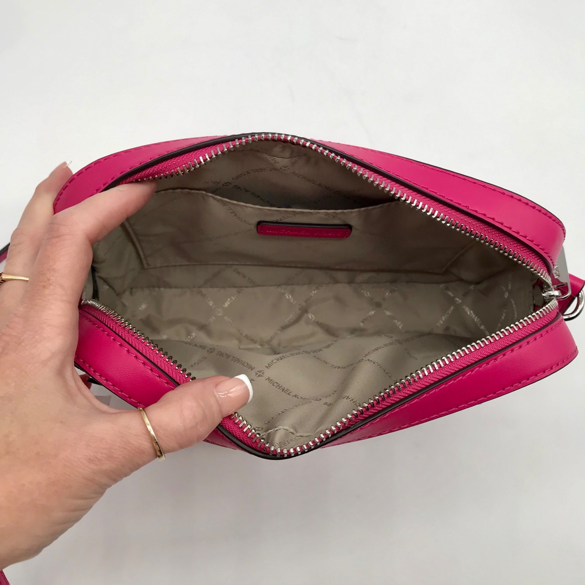 Michael Kors Dragon Fruit Ombre Leather Jet Set Logo Crossbody Bag