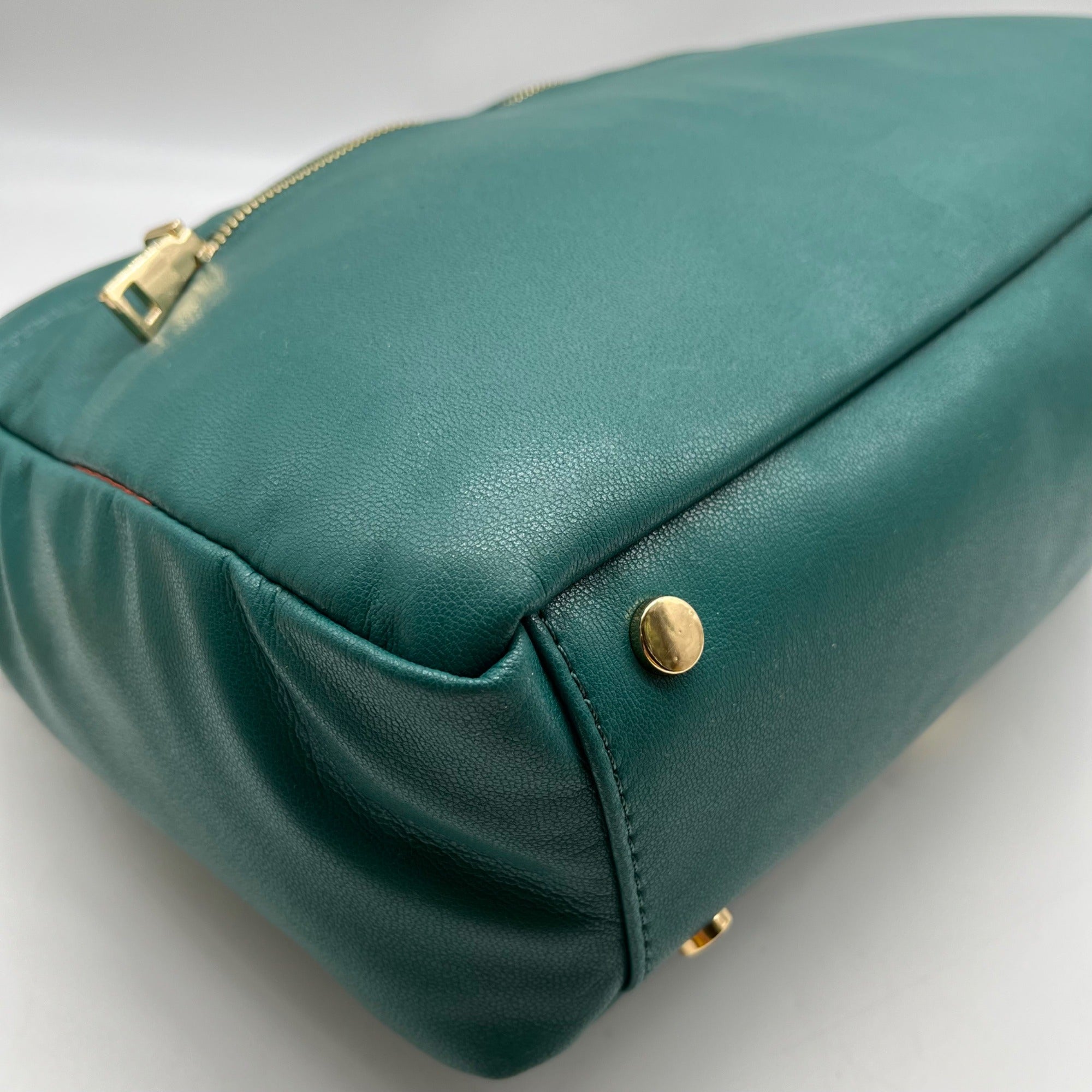 I.N.C. International Concepts Sequoia Stinna Shoudler Bag