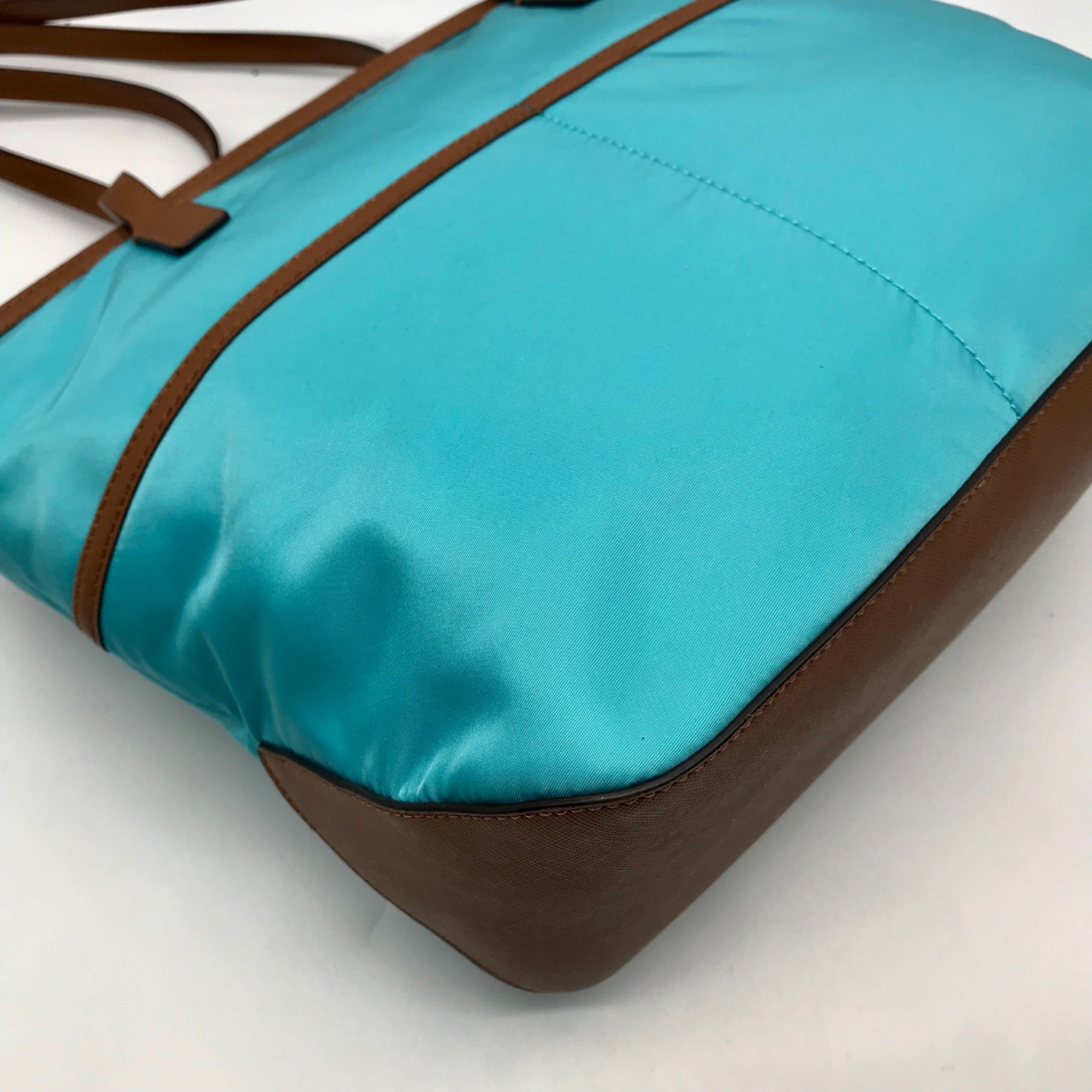 Michael Kors Blue Nylon &amp; Leather Pocket Tote
