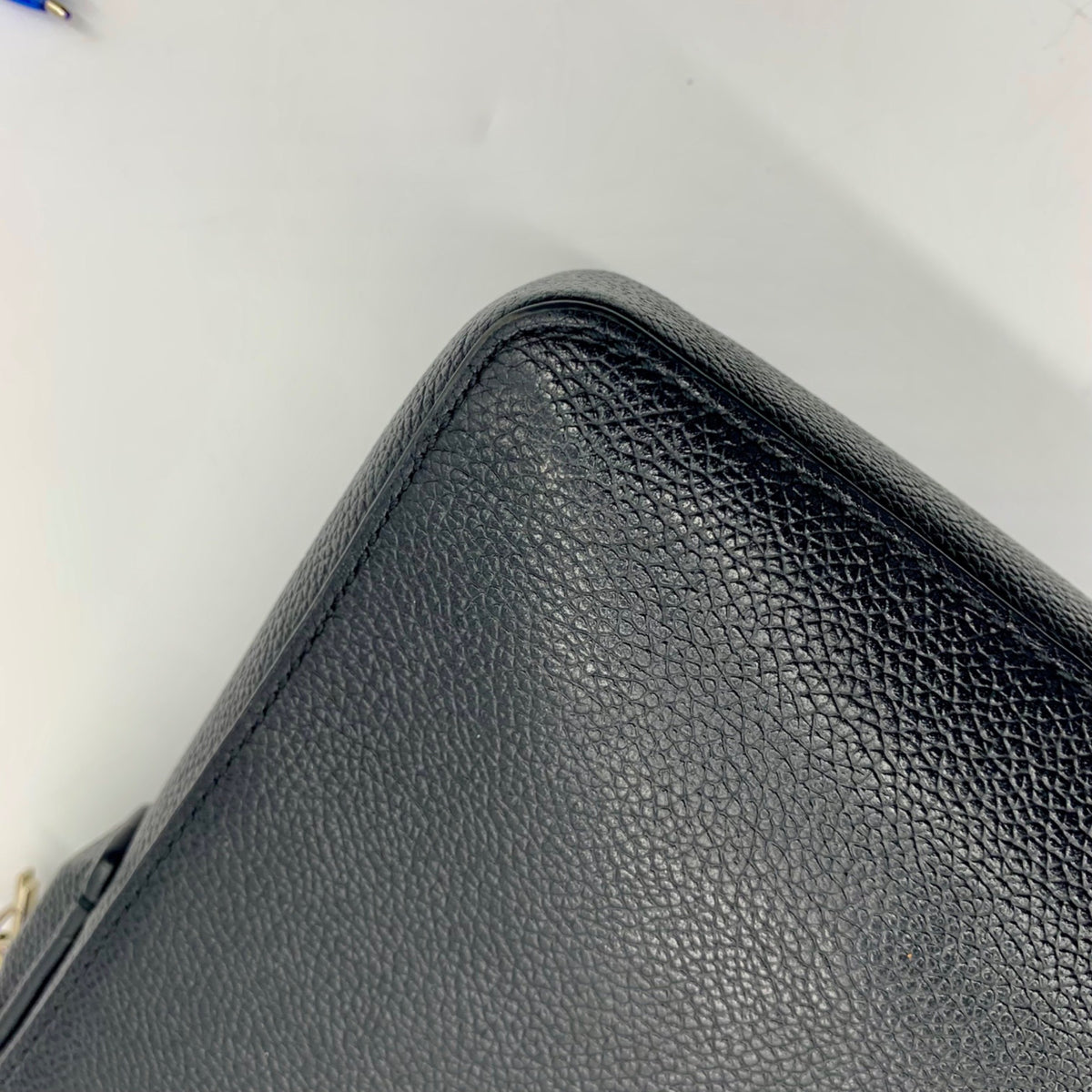 Kate Spade Gray And Black Pebbled Leather Margaux Crossbody Bag