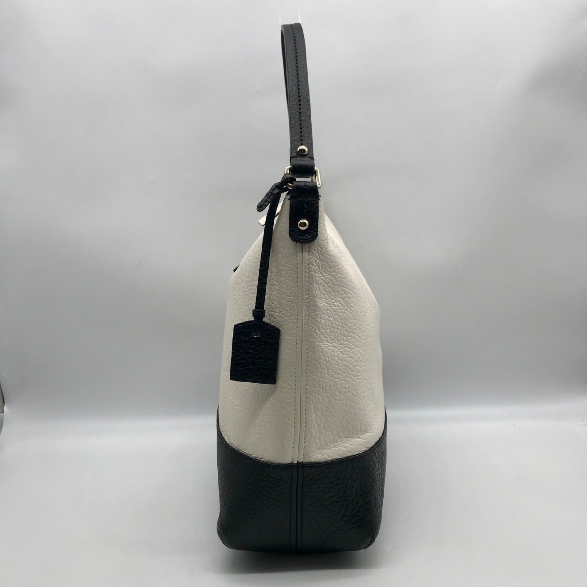 Kate Spade Black And Cream Pebbled Leather Bay Street Lexie Shoulder Bag