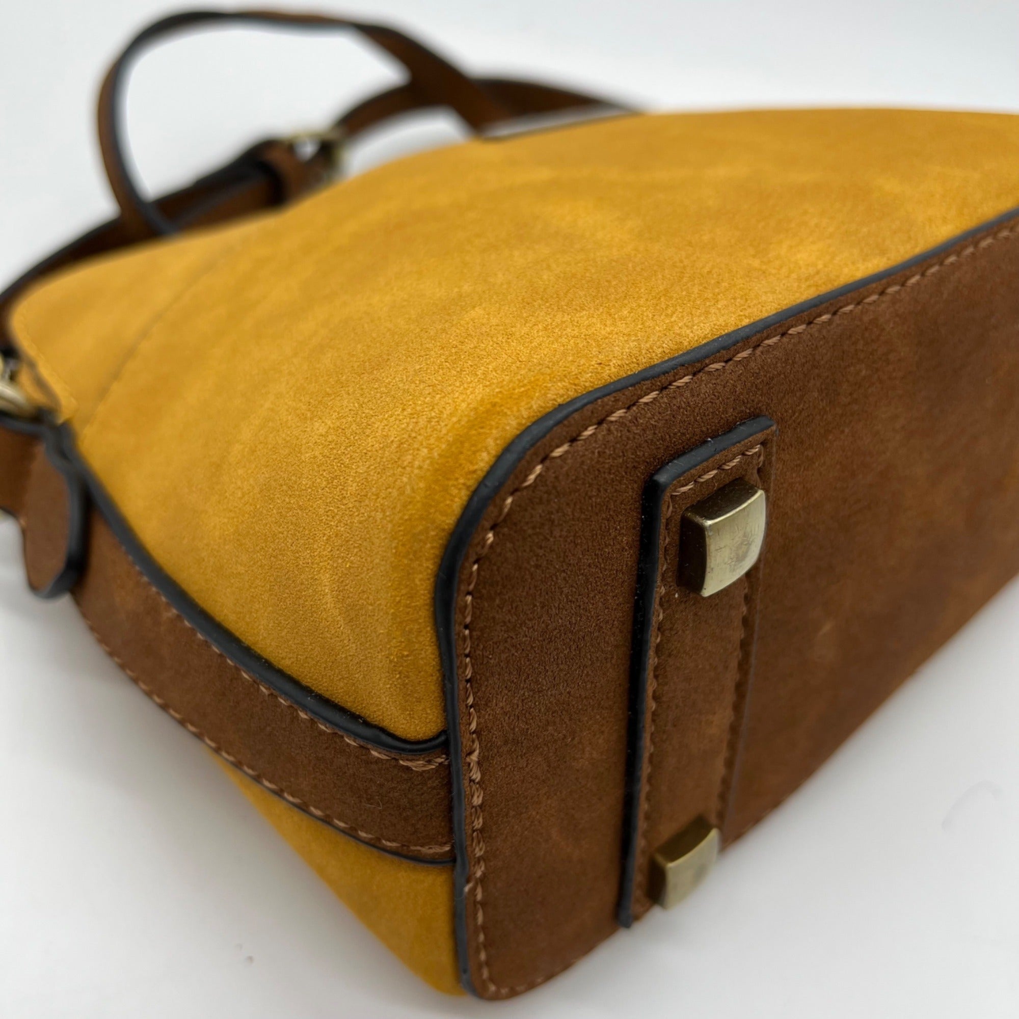 Simply Noelle Tan Faux Leather Crossbody Purse
