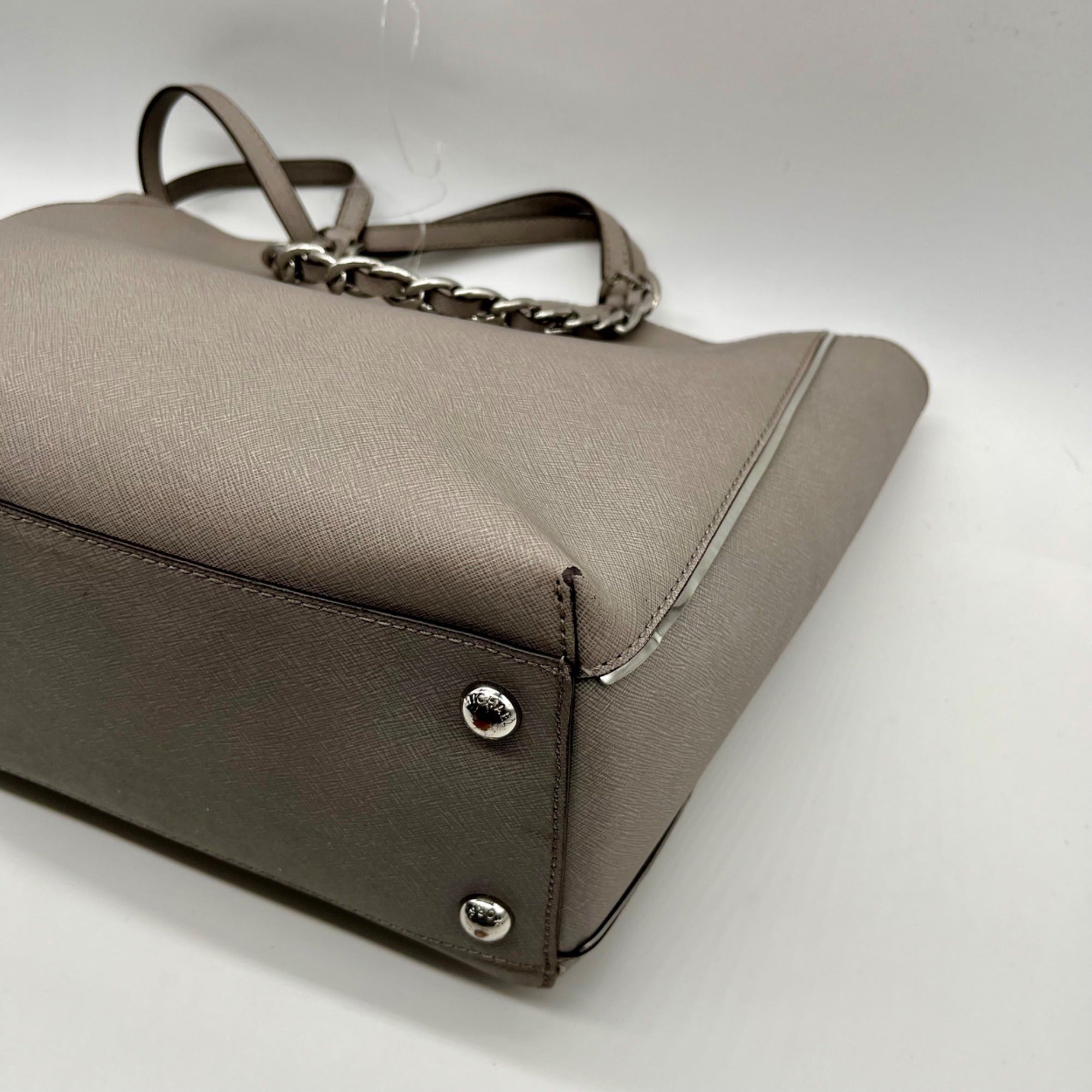 Michael Kors Grey Saffaino Leather Harper Chain Tote Bag